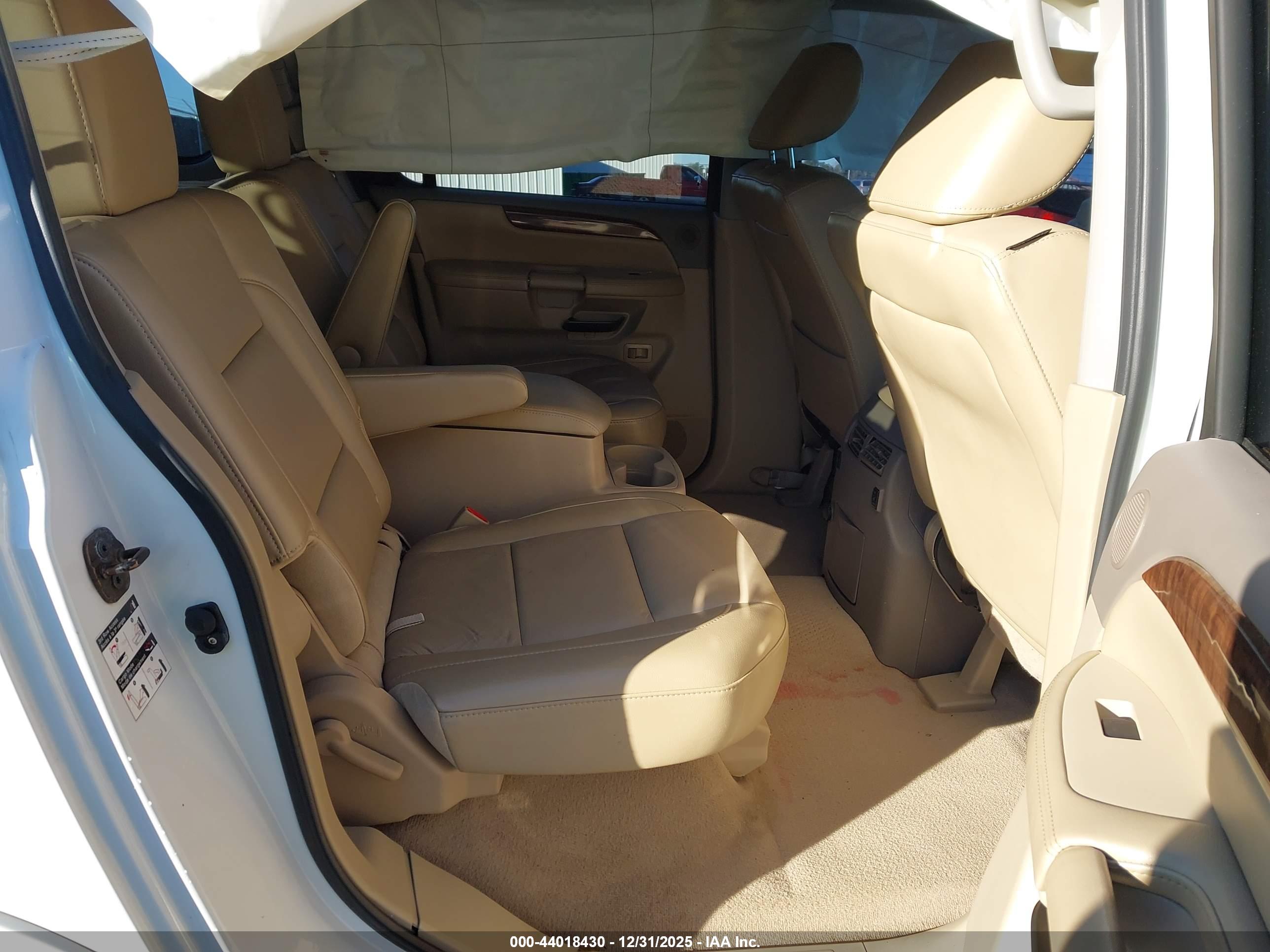 NISSAN ARMADA image 8