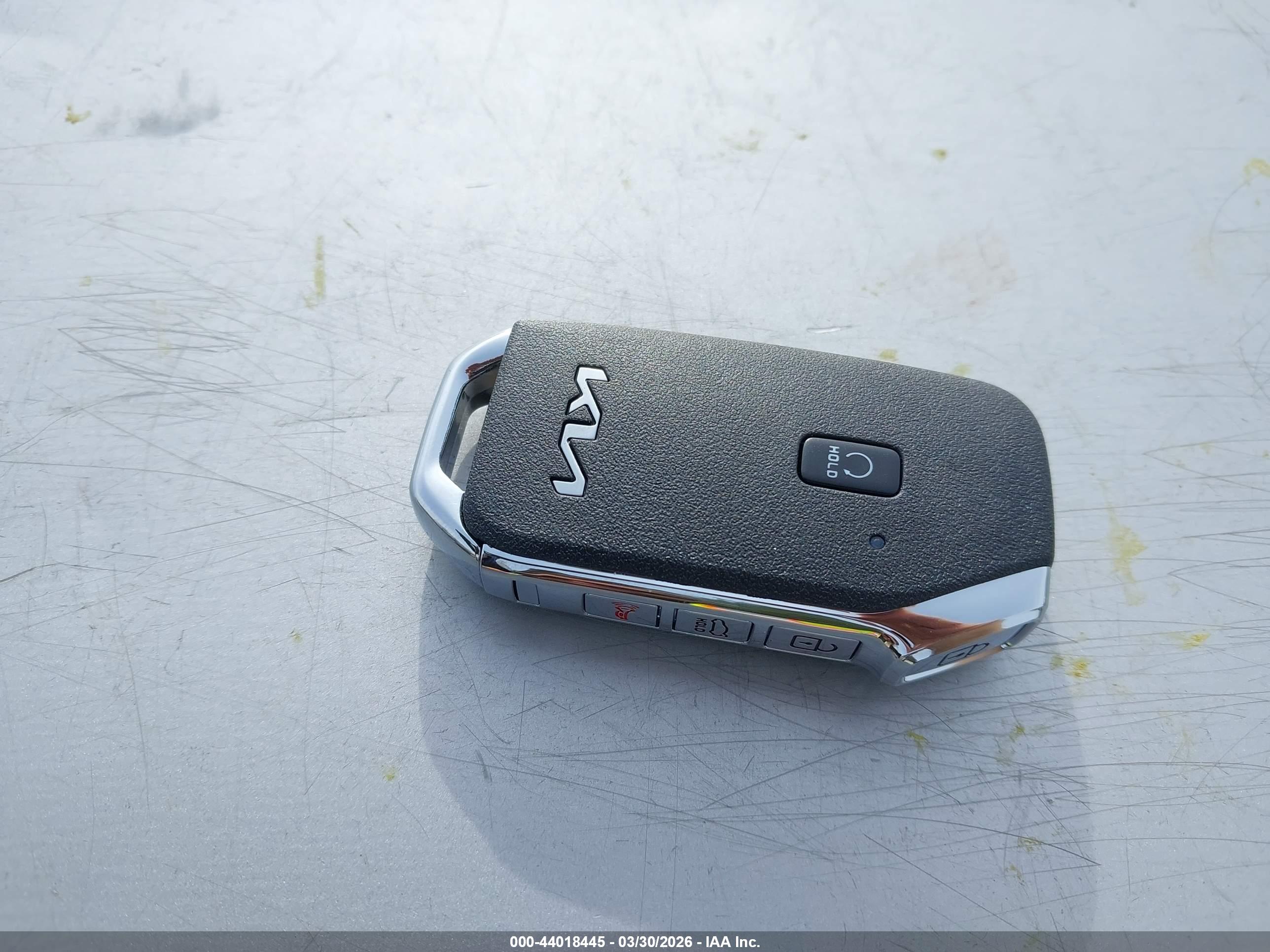 KIA K5 image 11