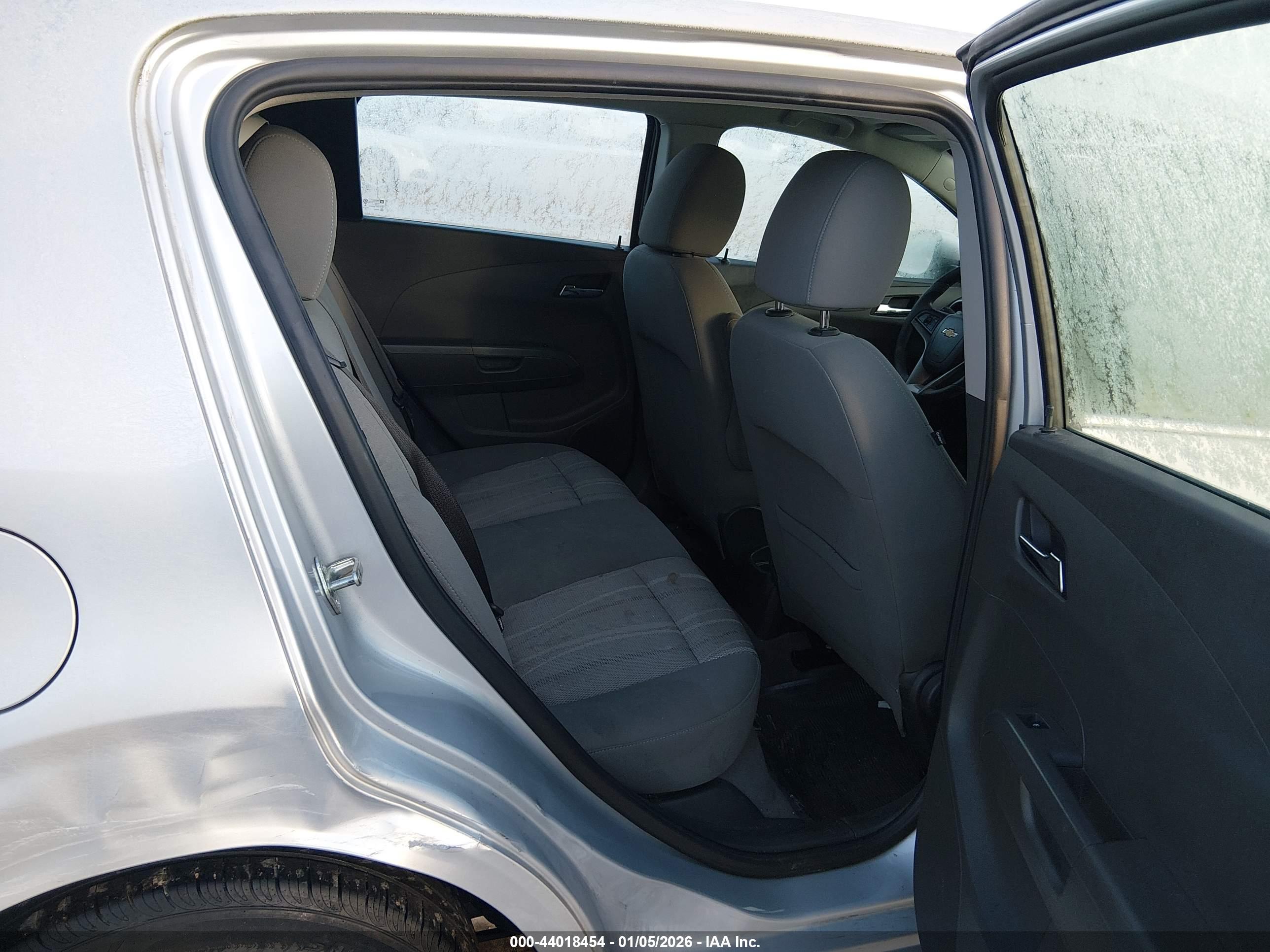 CHEVROLET SONIC image 8