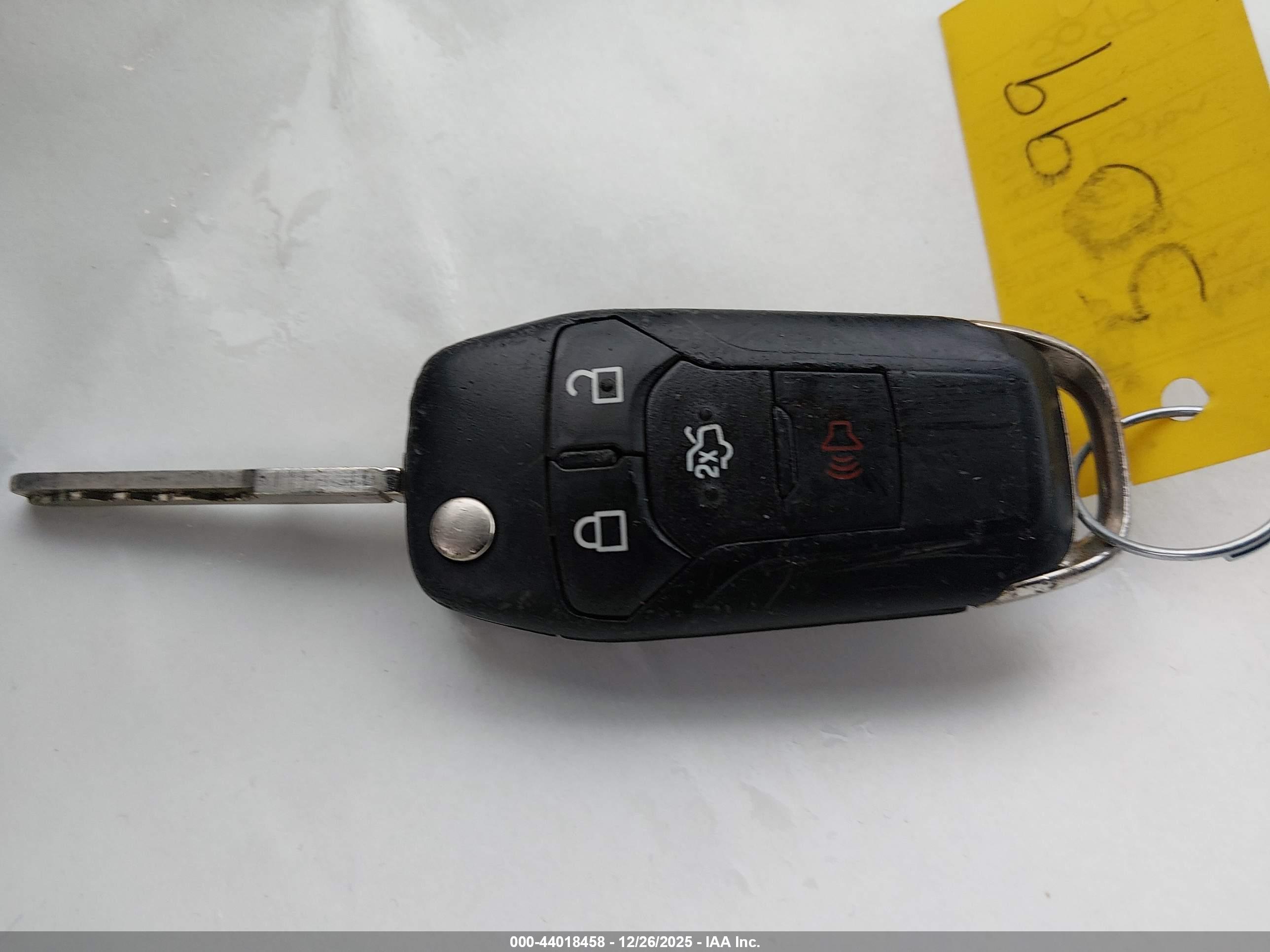 FORD FUSION image 11