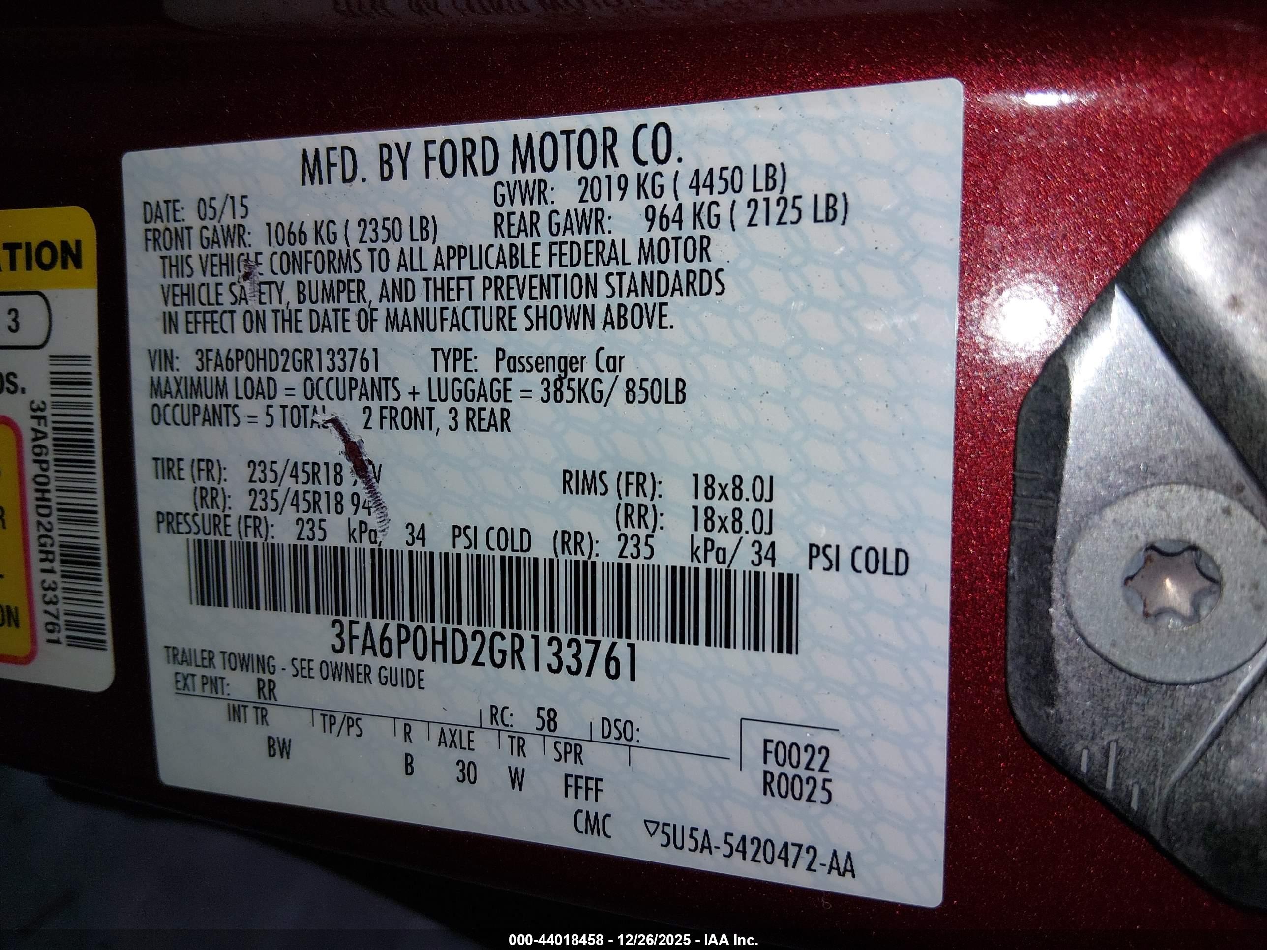 FORD FUSION image 9