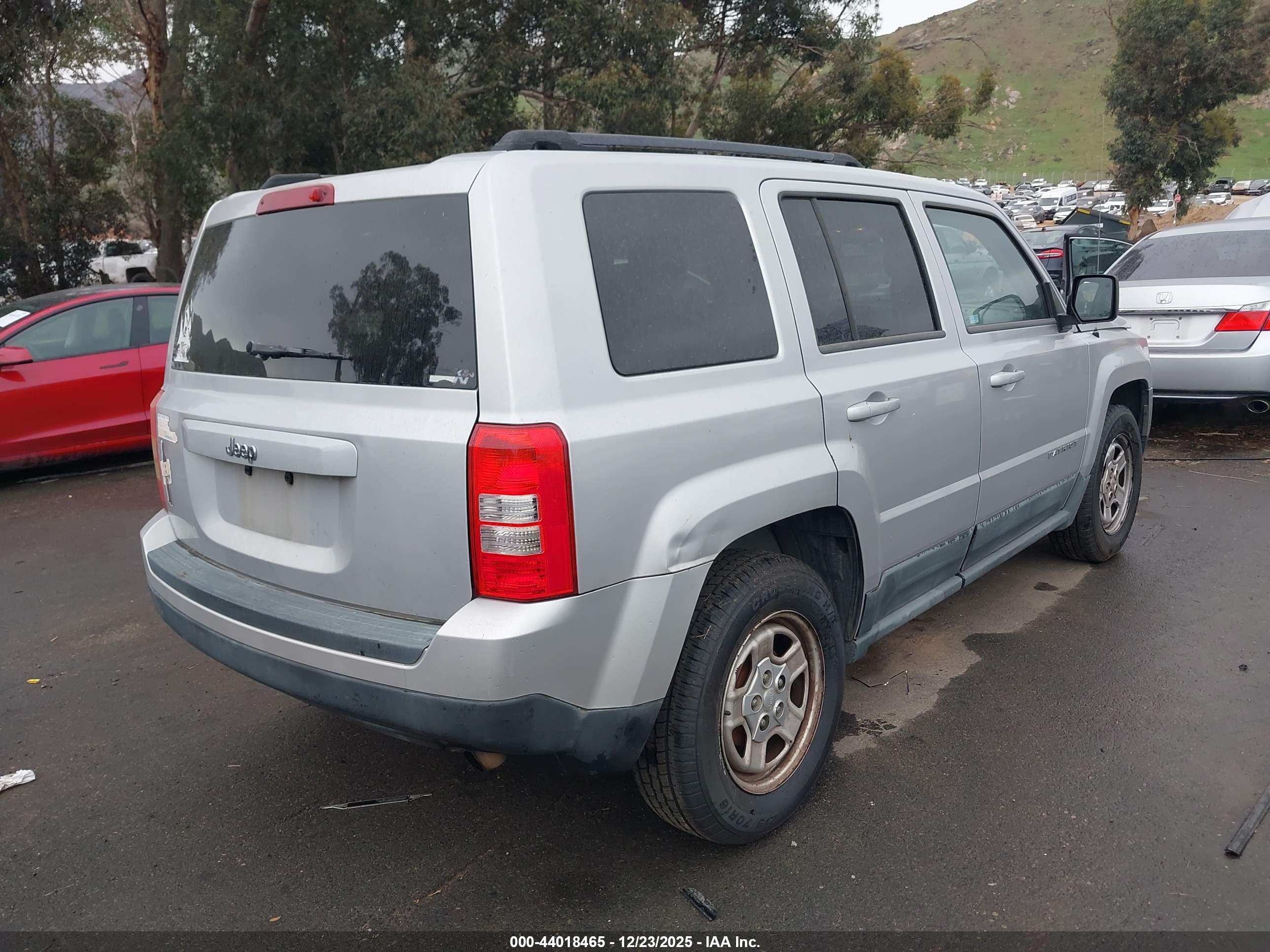 JEEP PATRIOT image 4