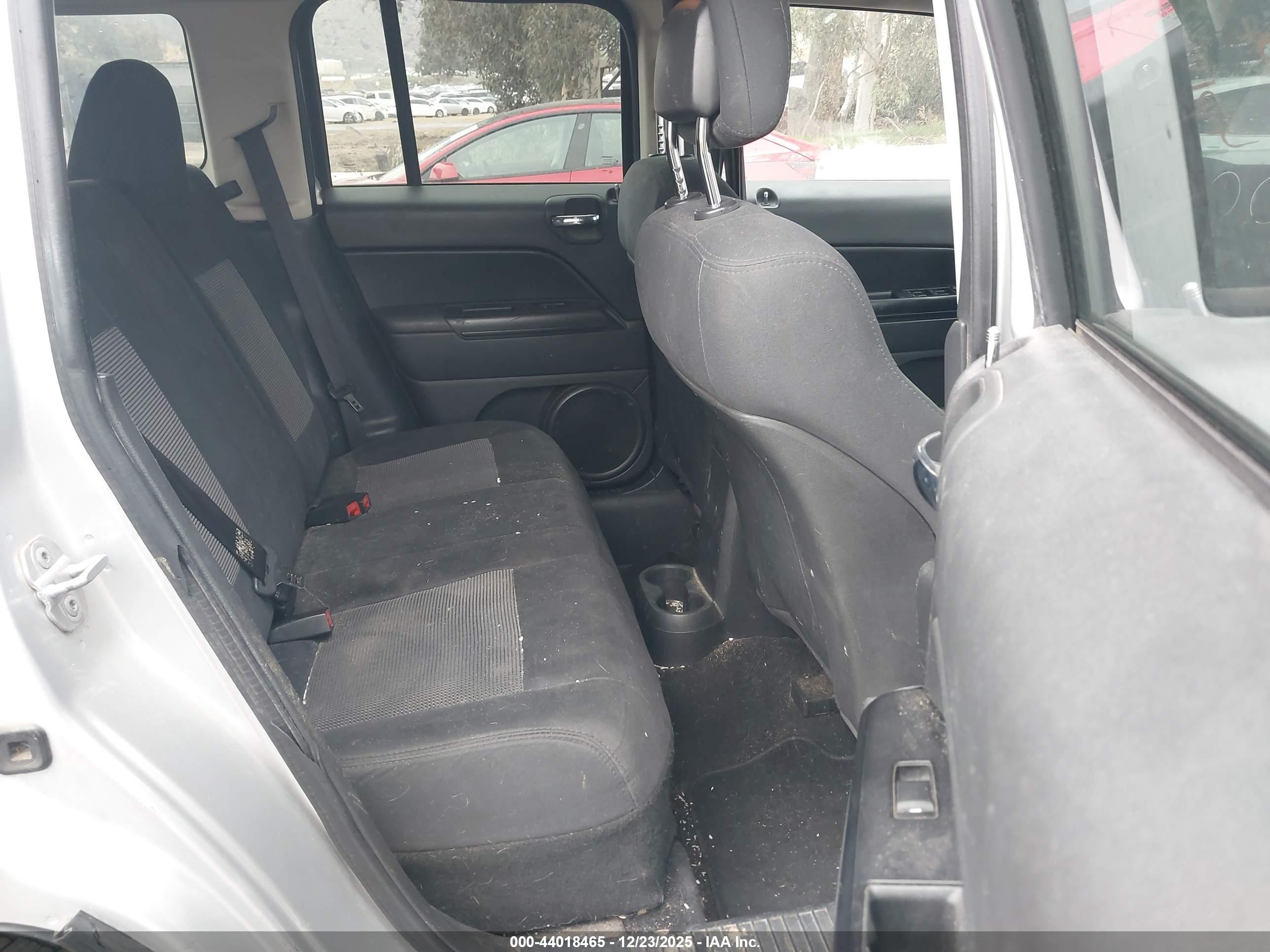 JEEP PATRIOT image 8