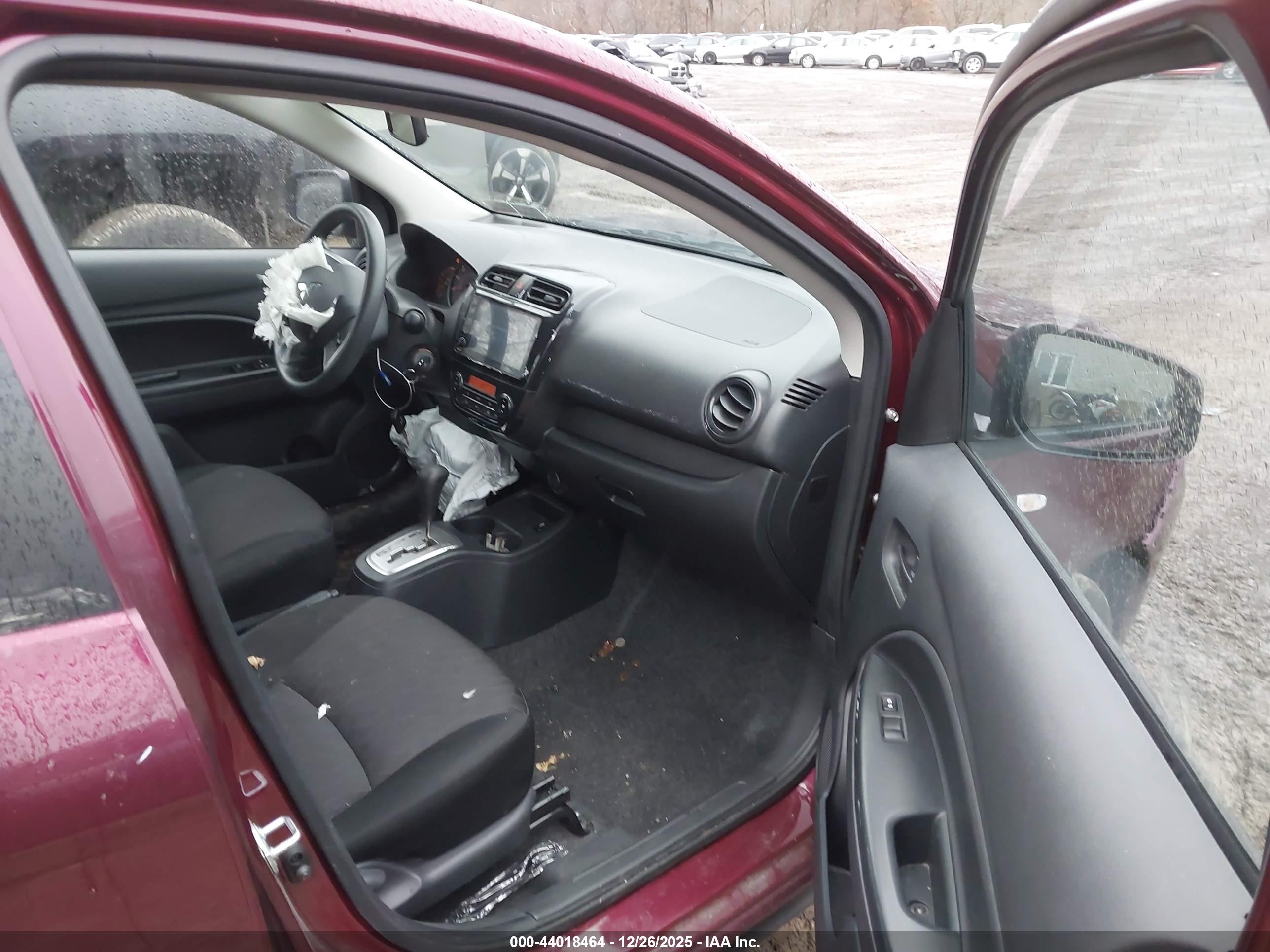 MITSUBISHI MIRAGE image 5