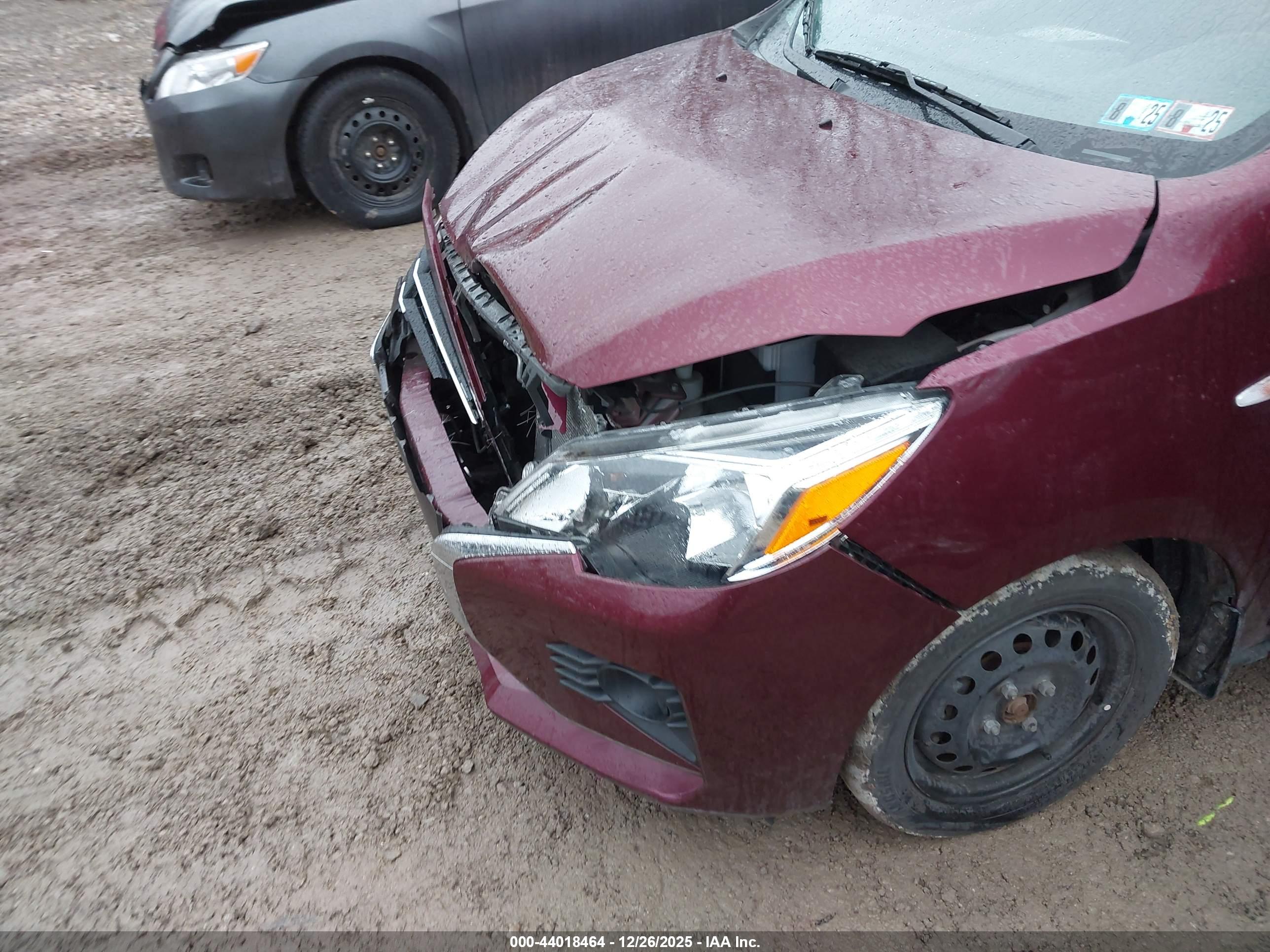 MITSUBISHI MIRAGE image 6