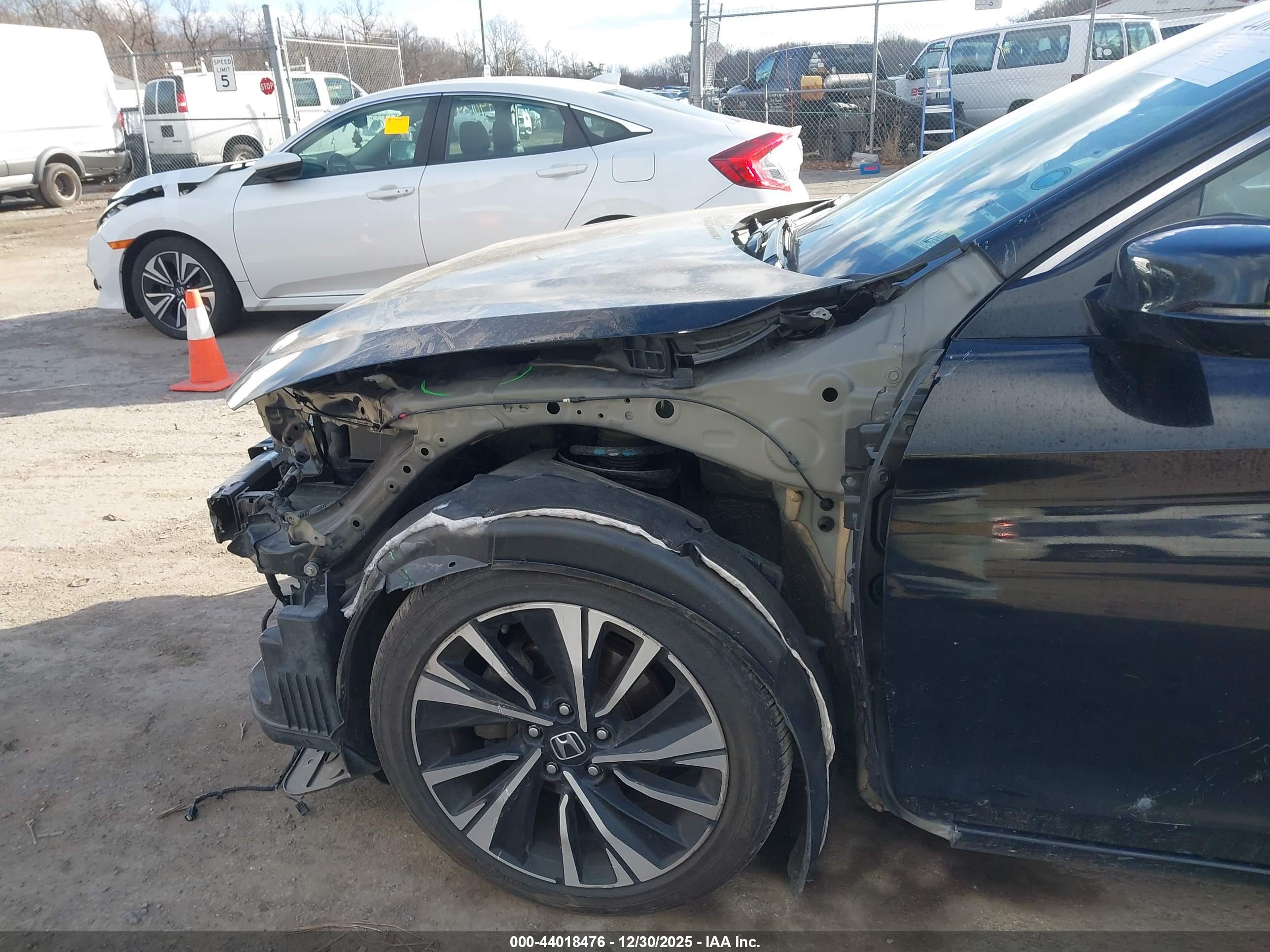 HONDA ACCORD image 6