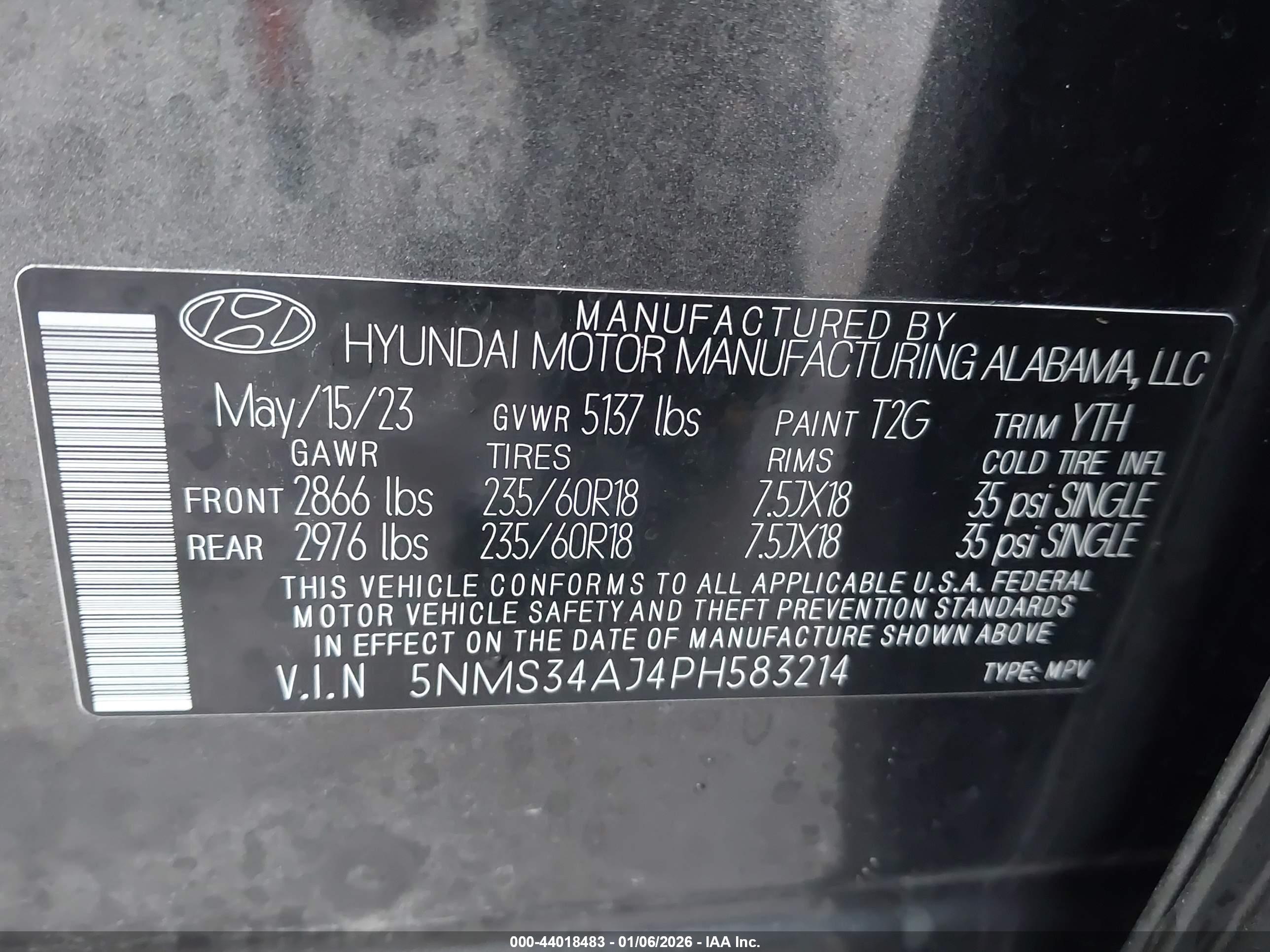 HYUNDAI SANTA image 9