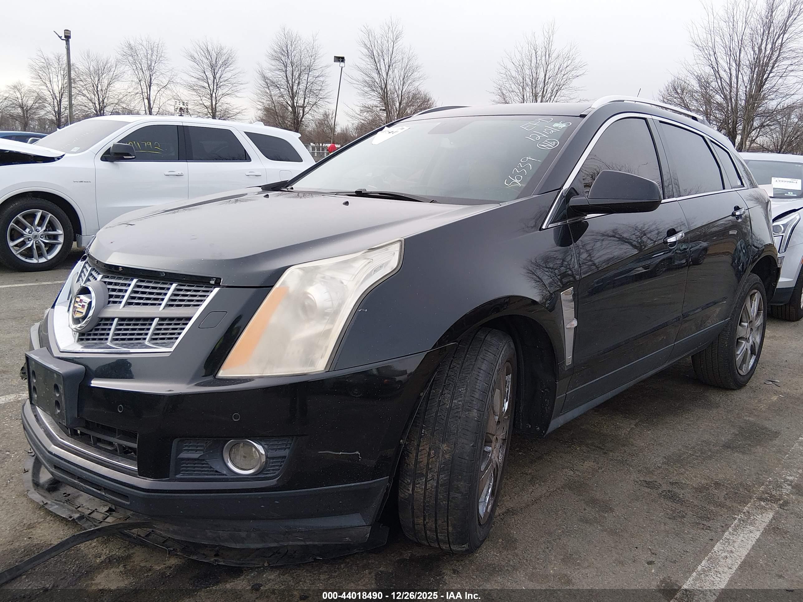 CADILLAC SRX image 2