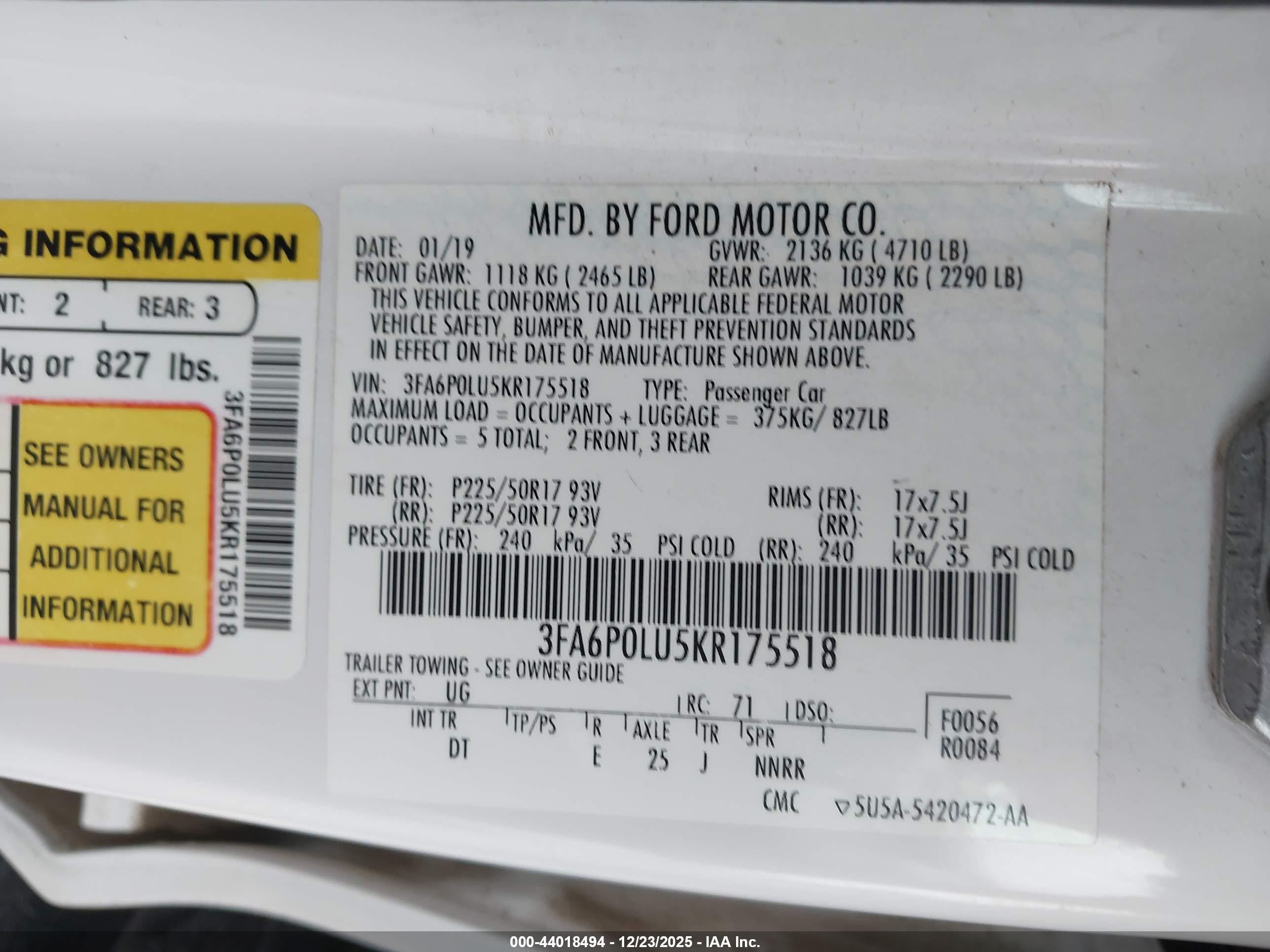 FORD FUSION image 9