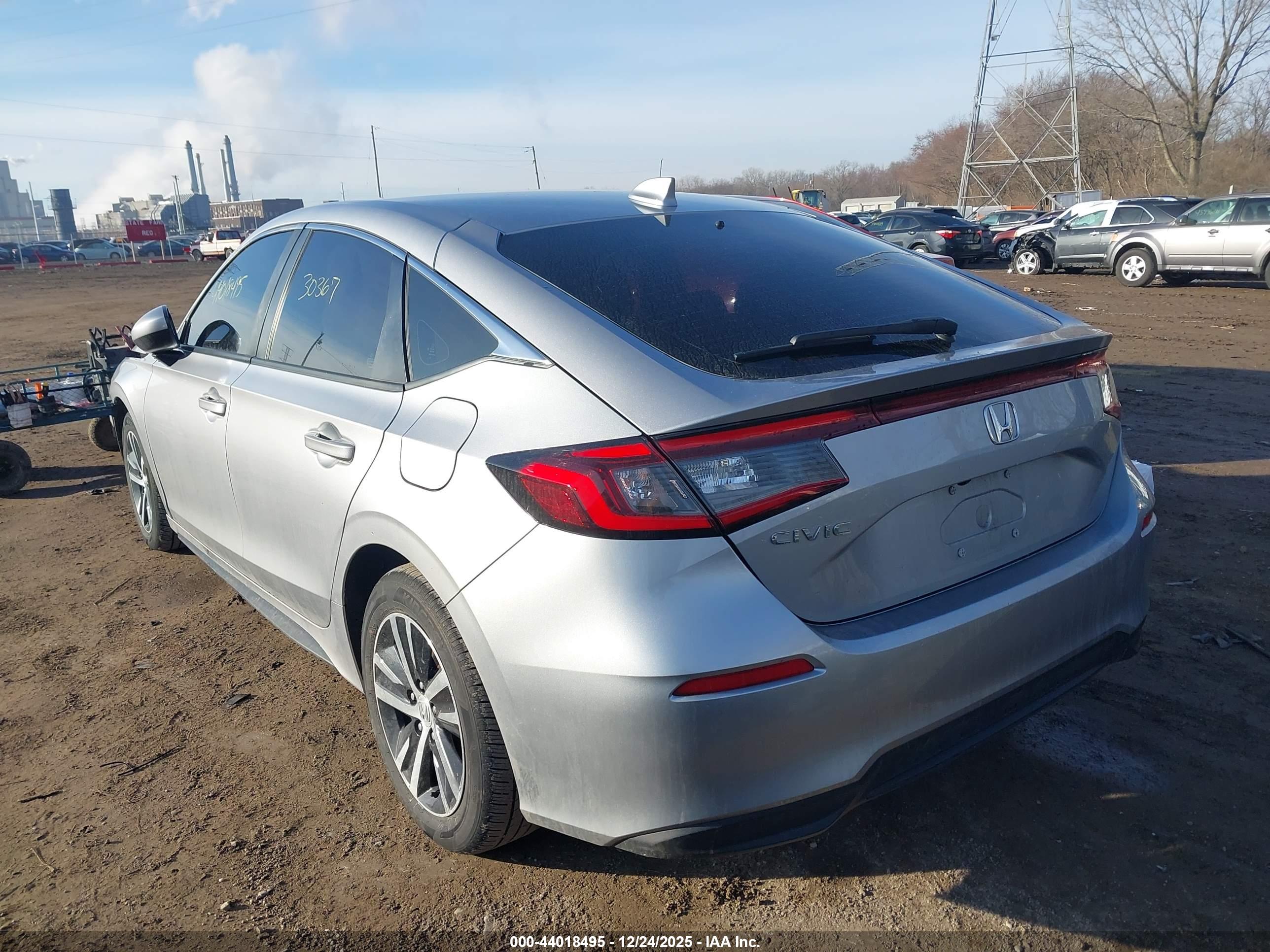 HONDA CIVIC image 3