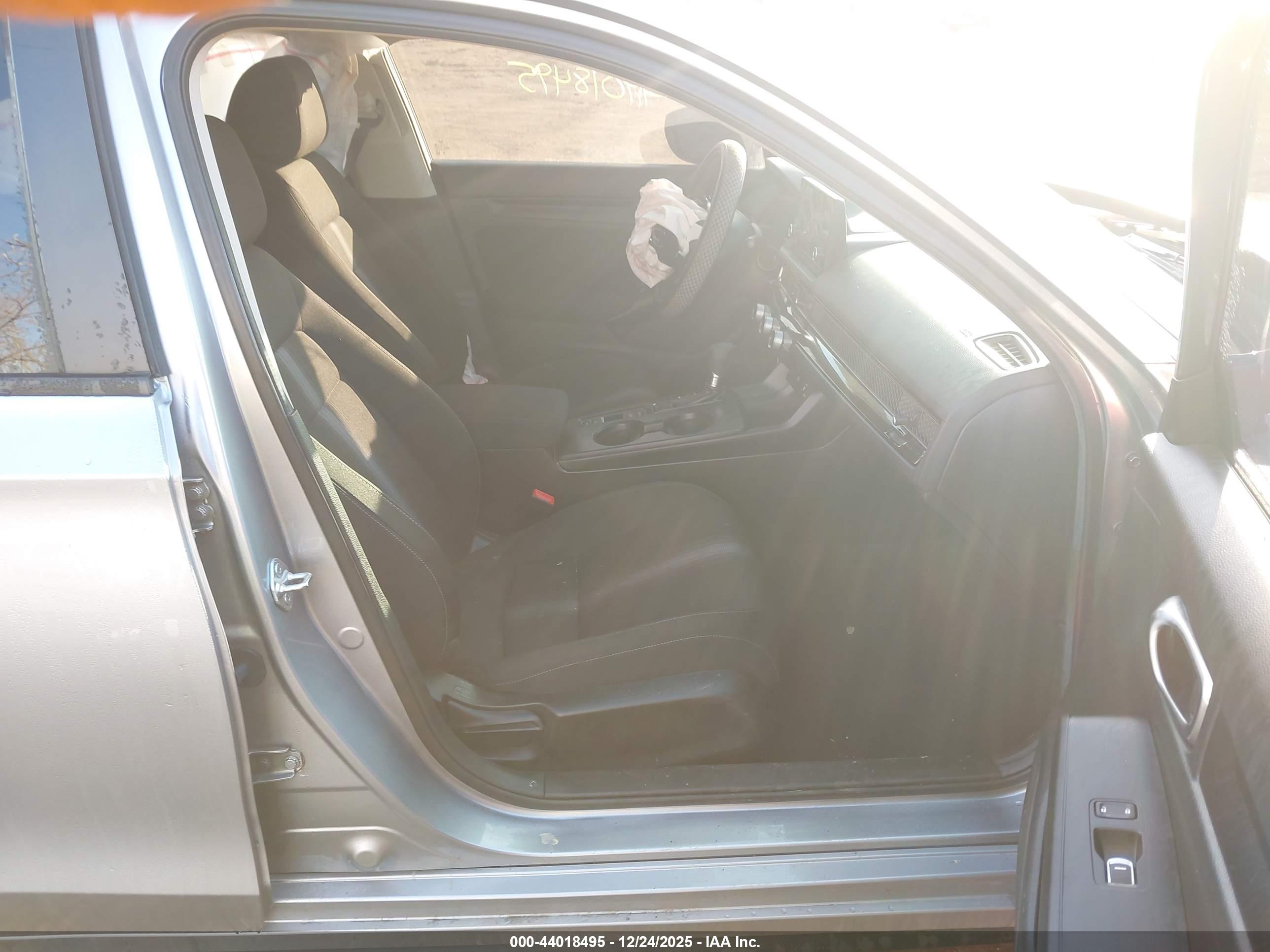HONDA CIVIC image 5