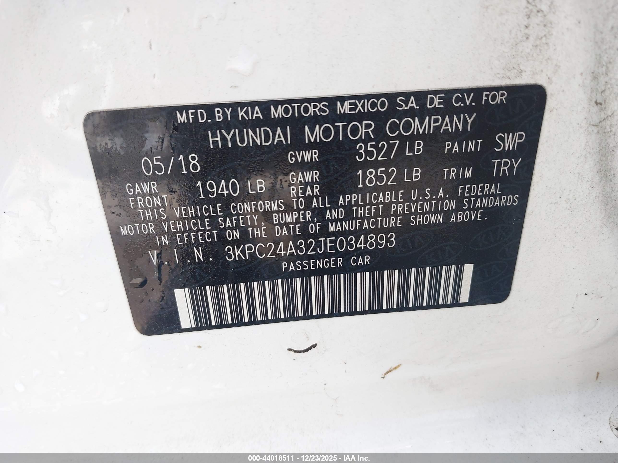 HYUNDAI ACCENT image 9