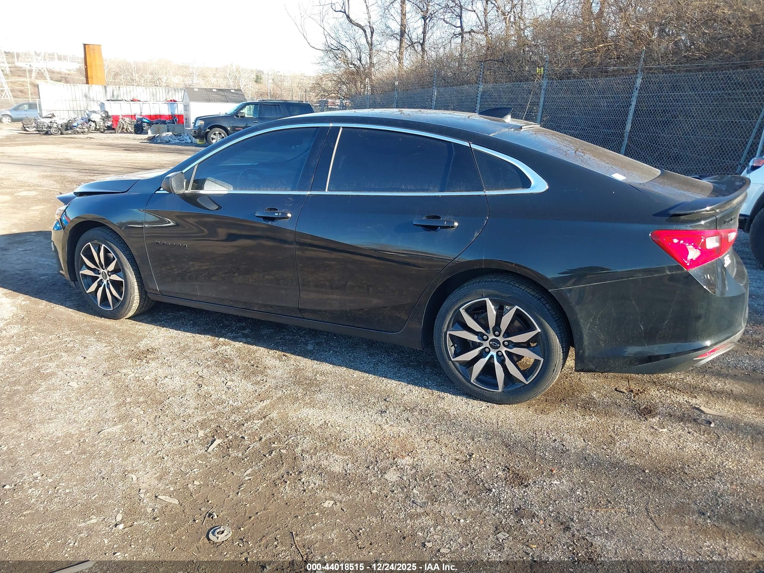 CHEVROLET MALIBU image 3