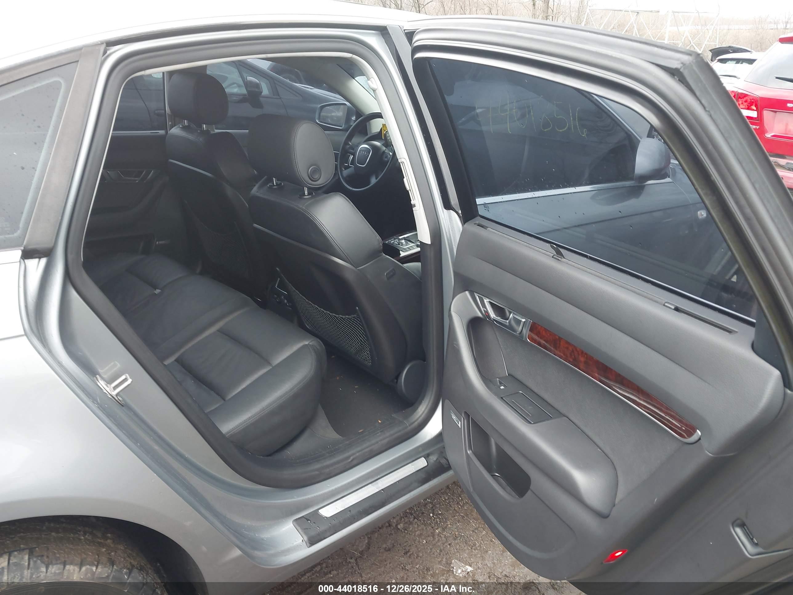 AUDI A6 image 8