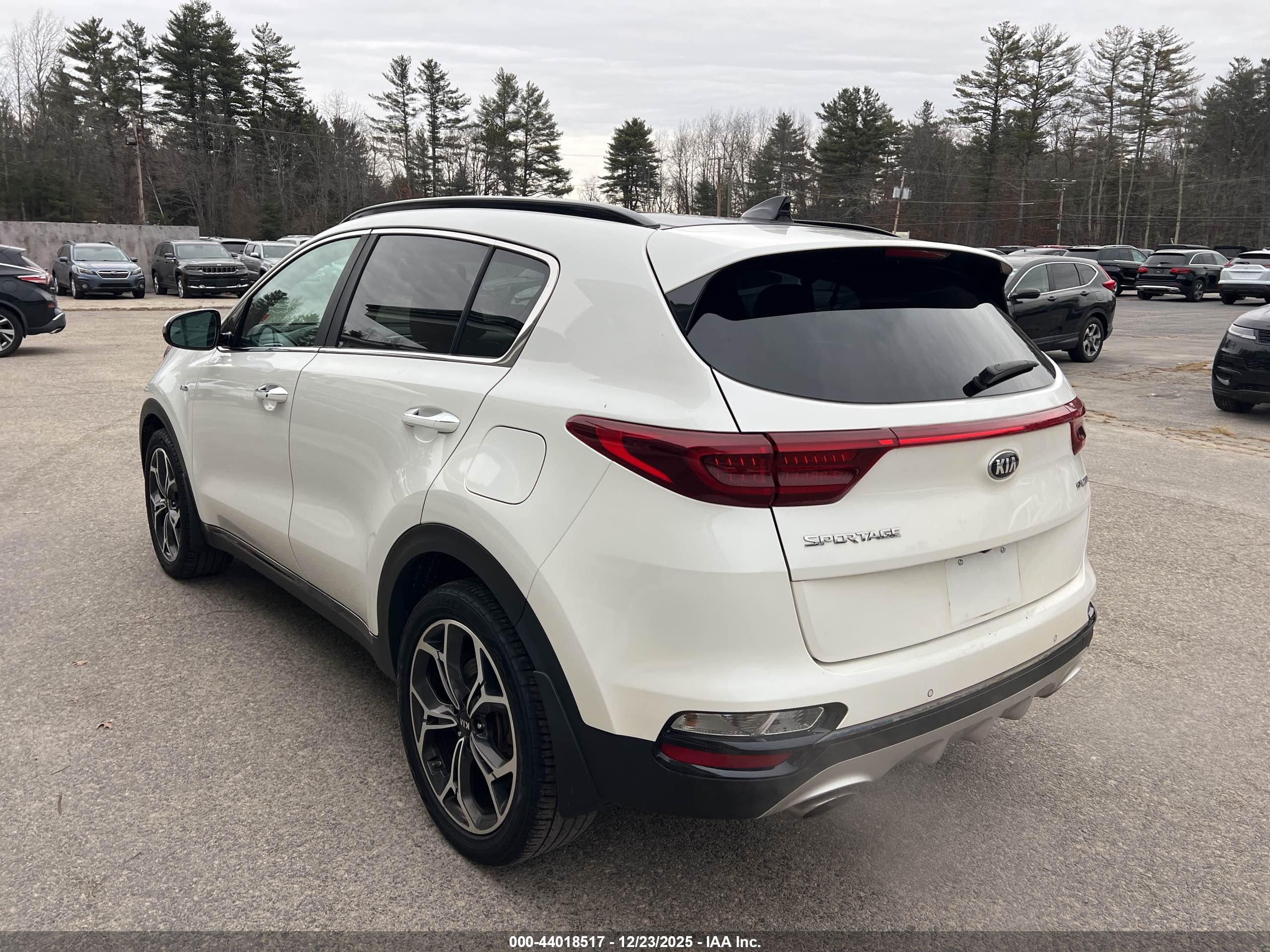 KIA SPORTAGE image 3