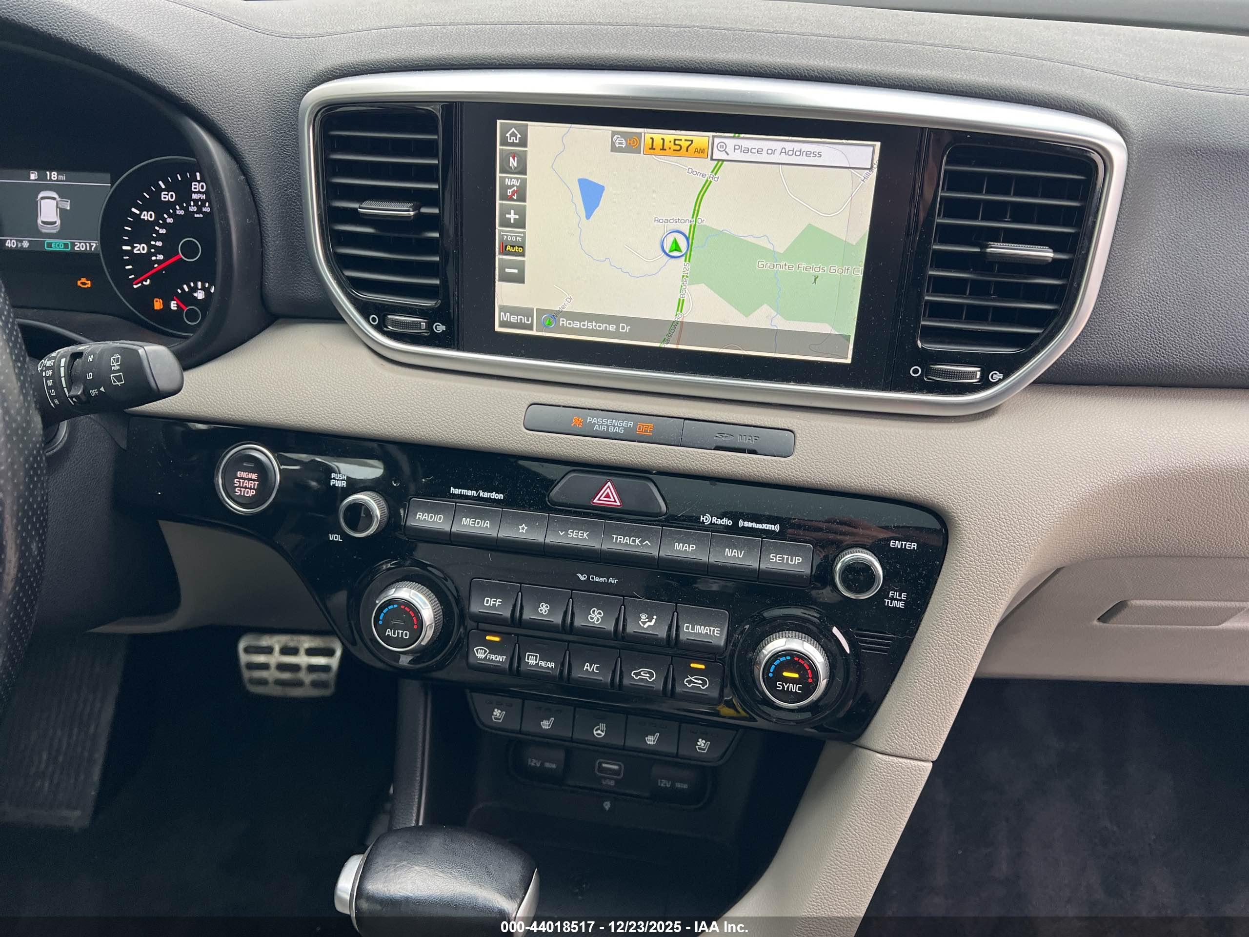 KIA SPORTAGE image 6