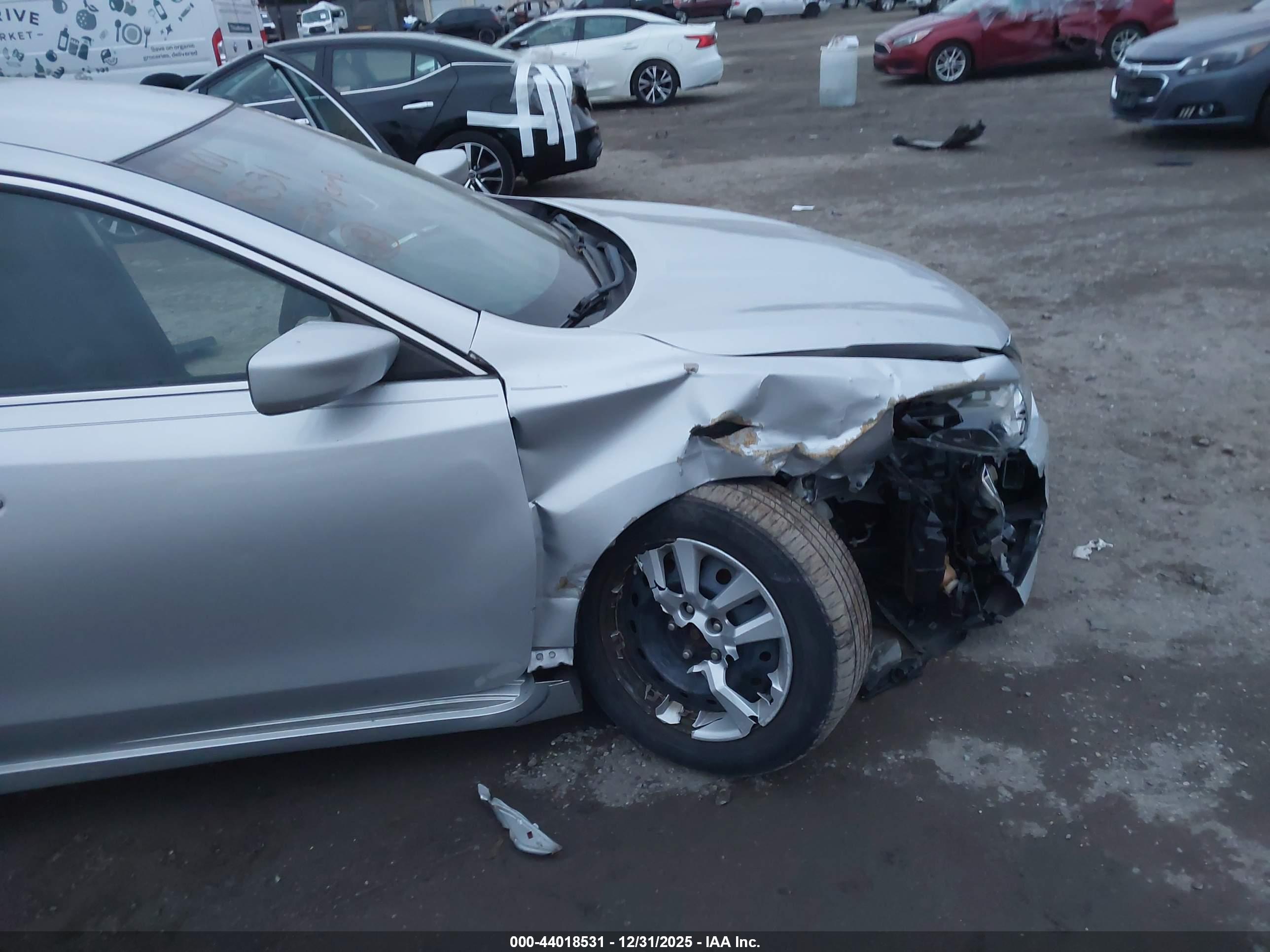 NISSAN ALTIMA image 6