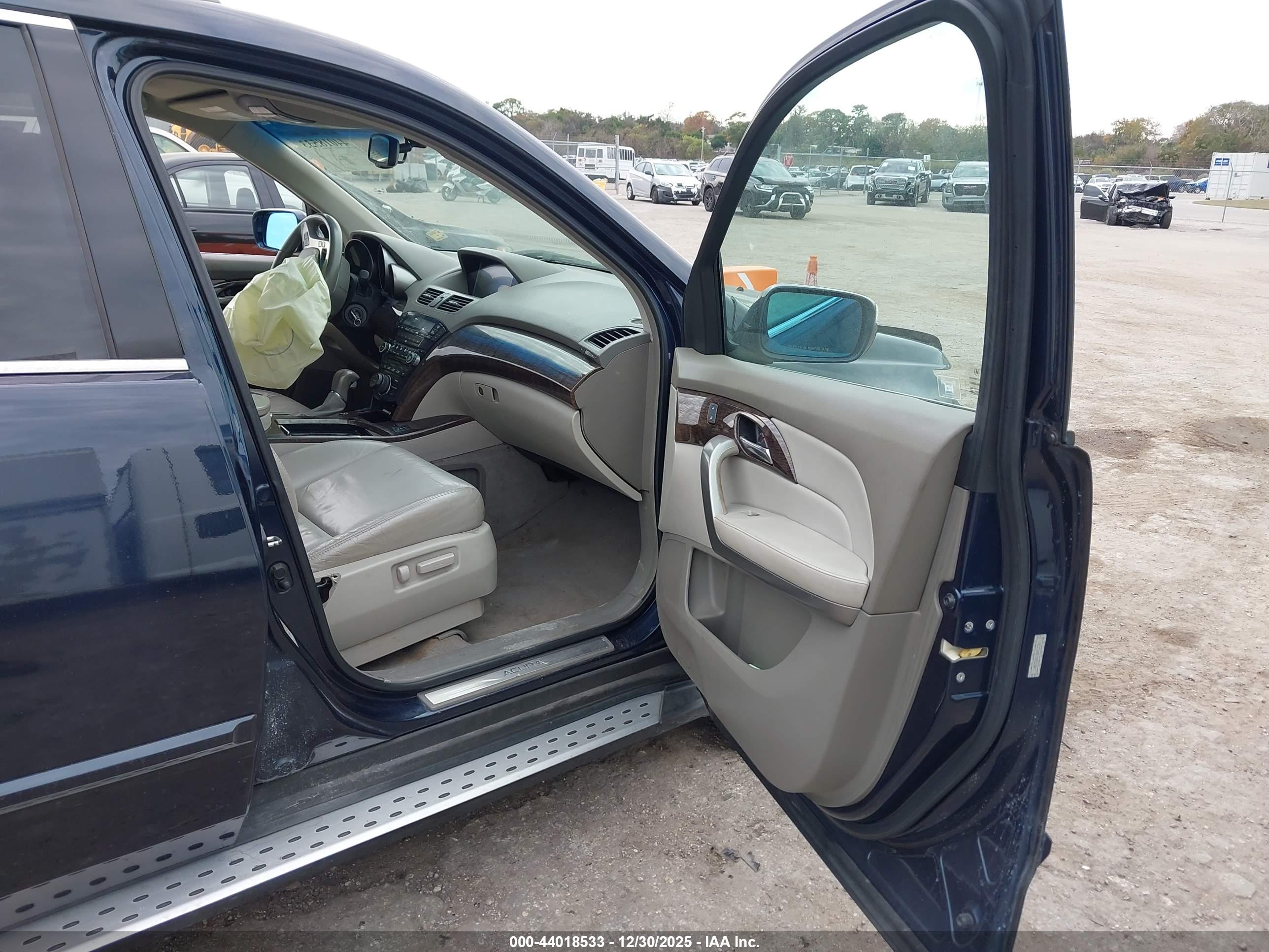 ACURA MDX image 5