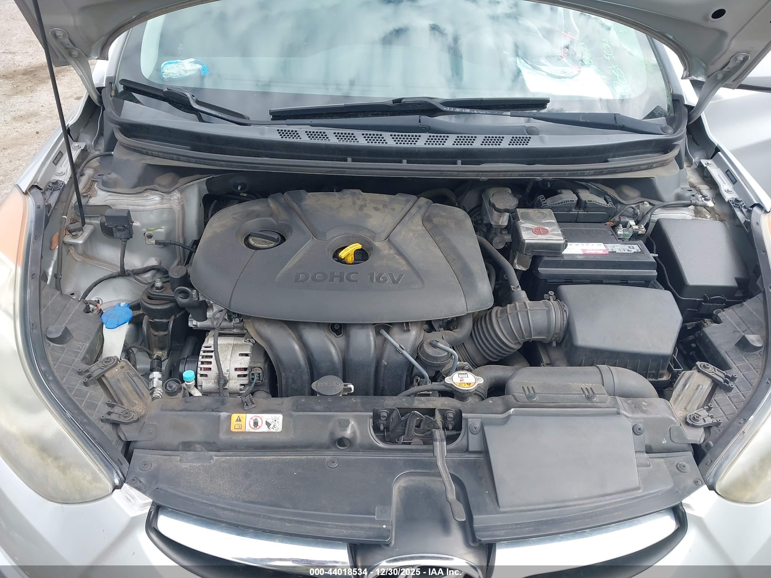 HYUNDAI ELANTRA image 10