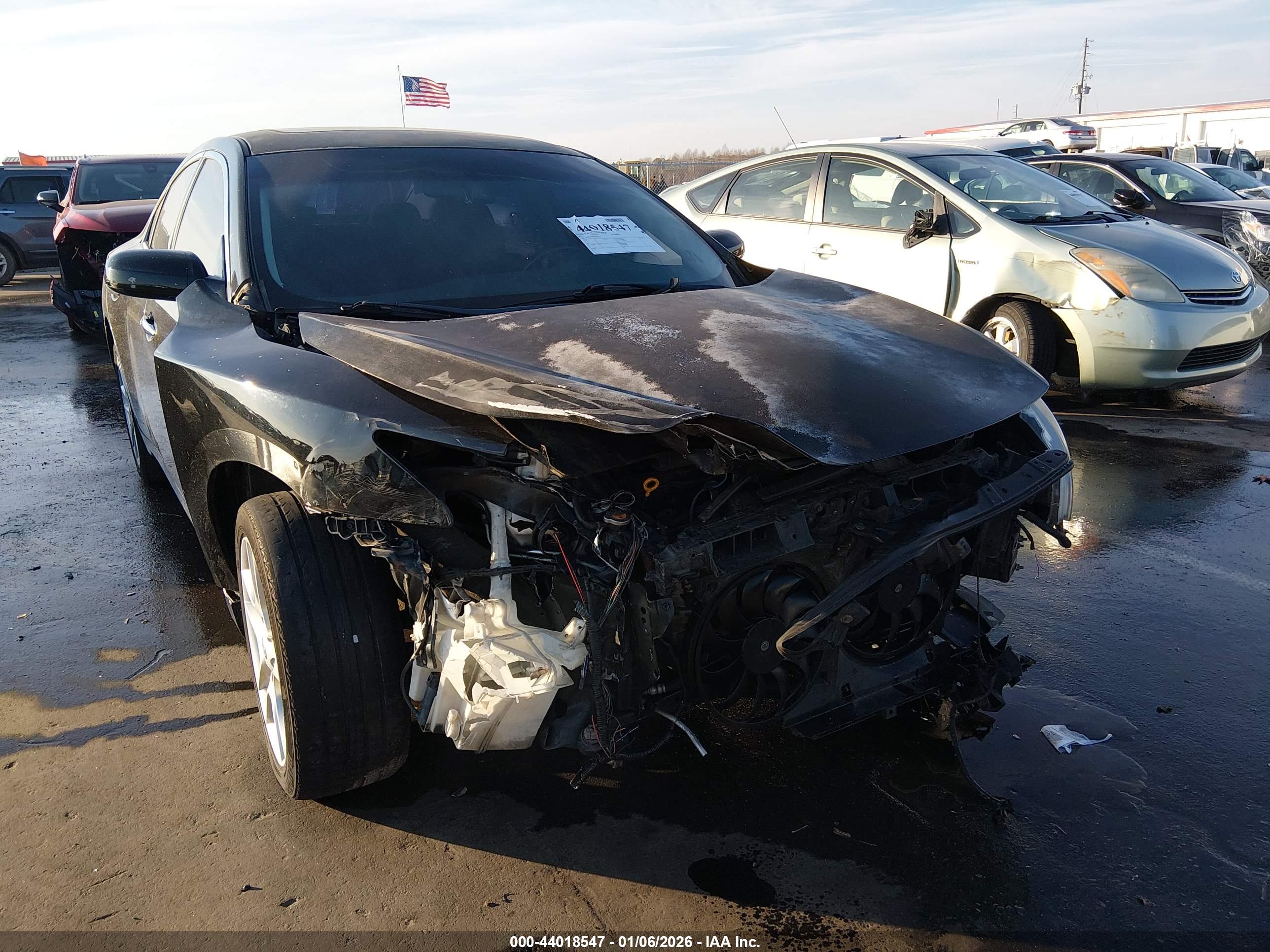 NISSAN MAXIMA image 6