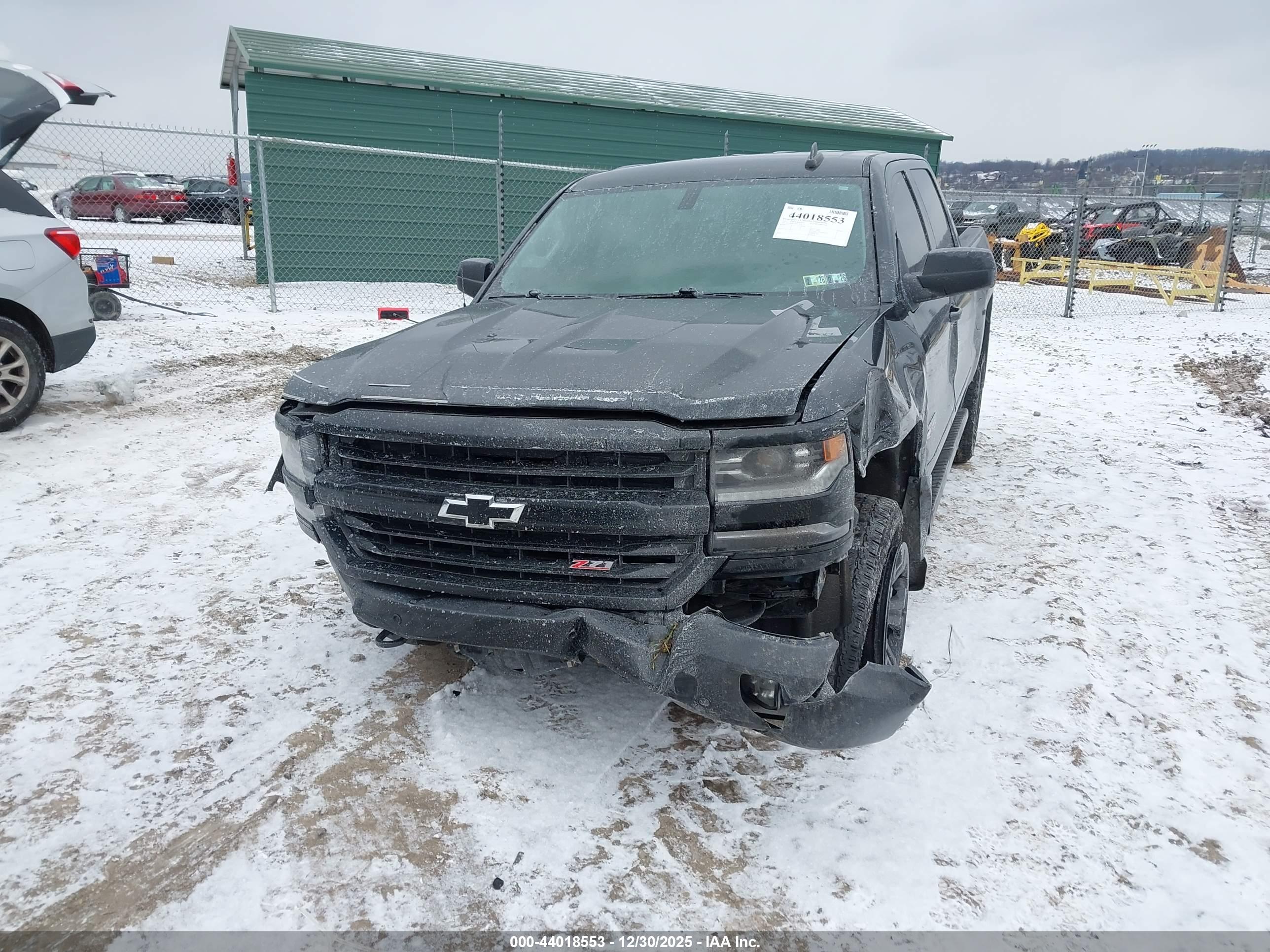 CHEVROLET SILVERADO image 6
