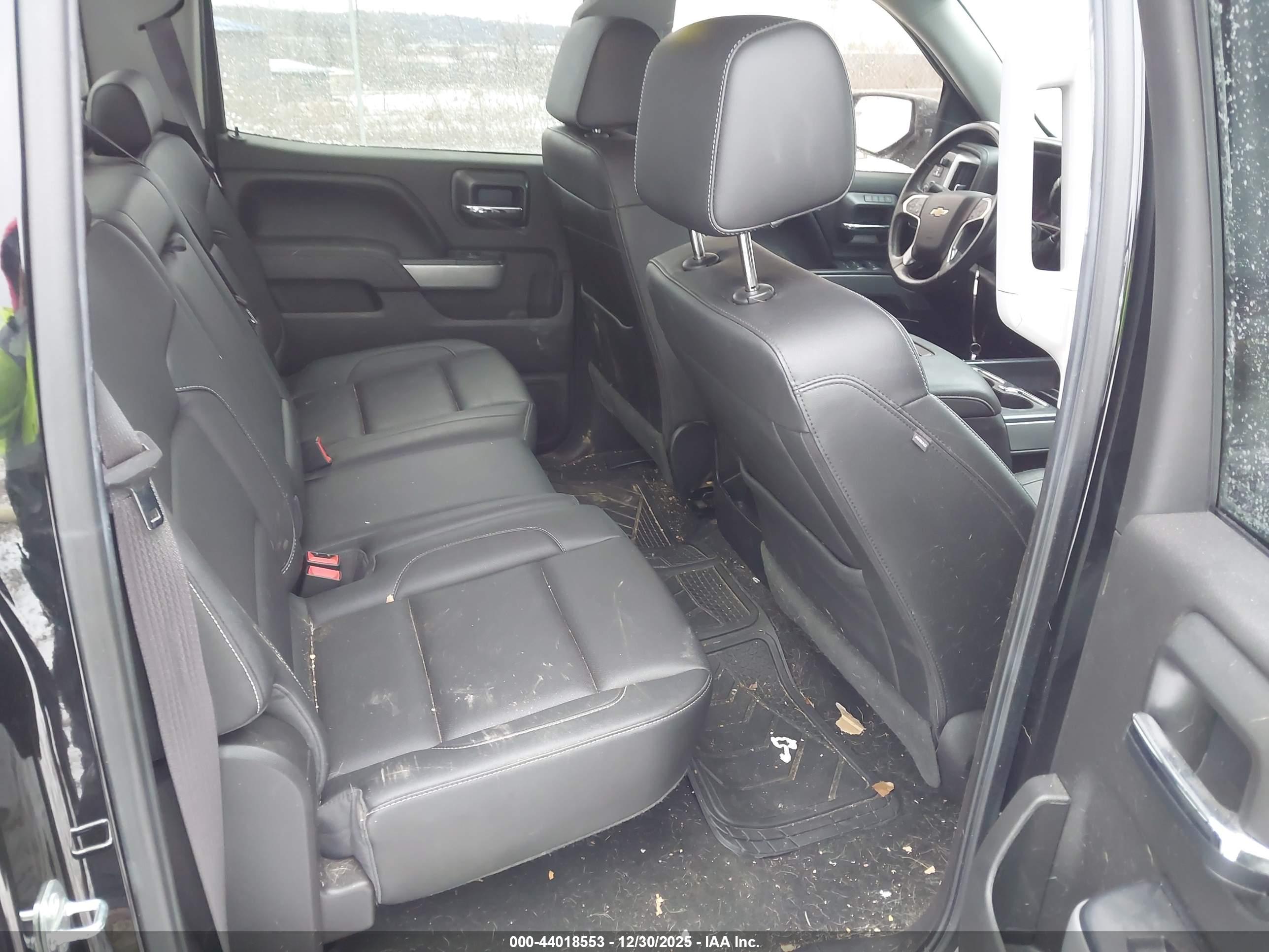 CHEVROLET SILVERADO image 8