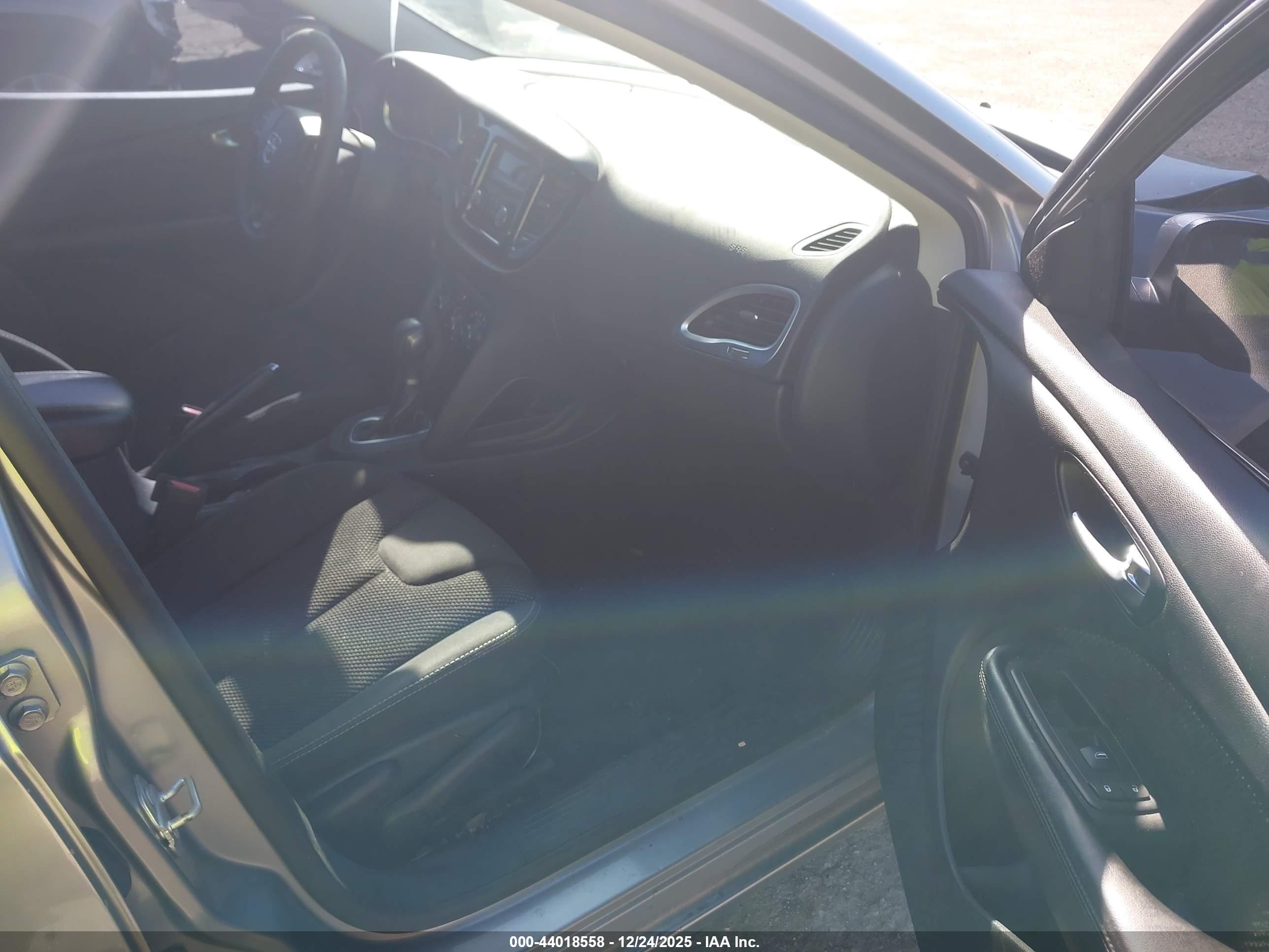 DODGE DART image 5