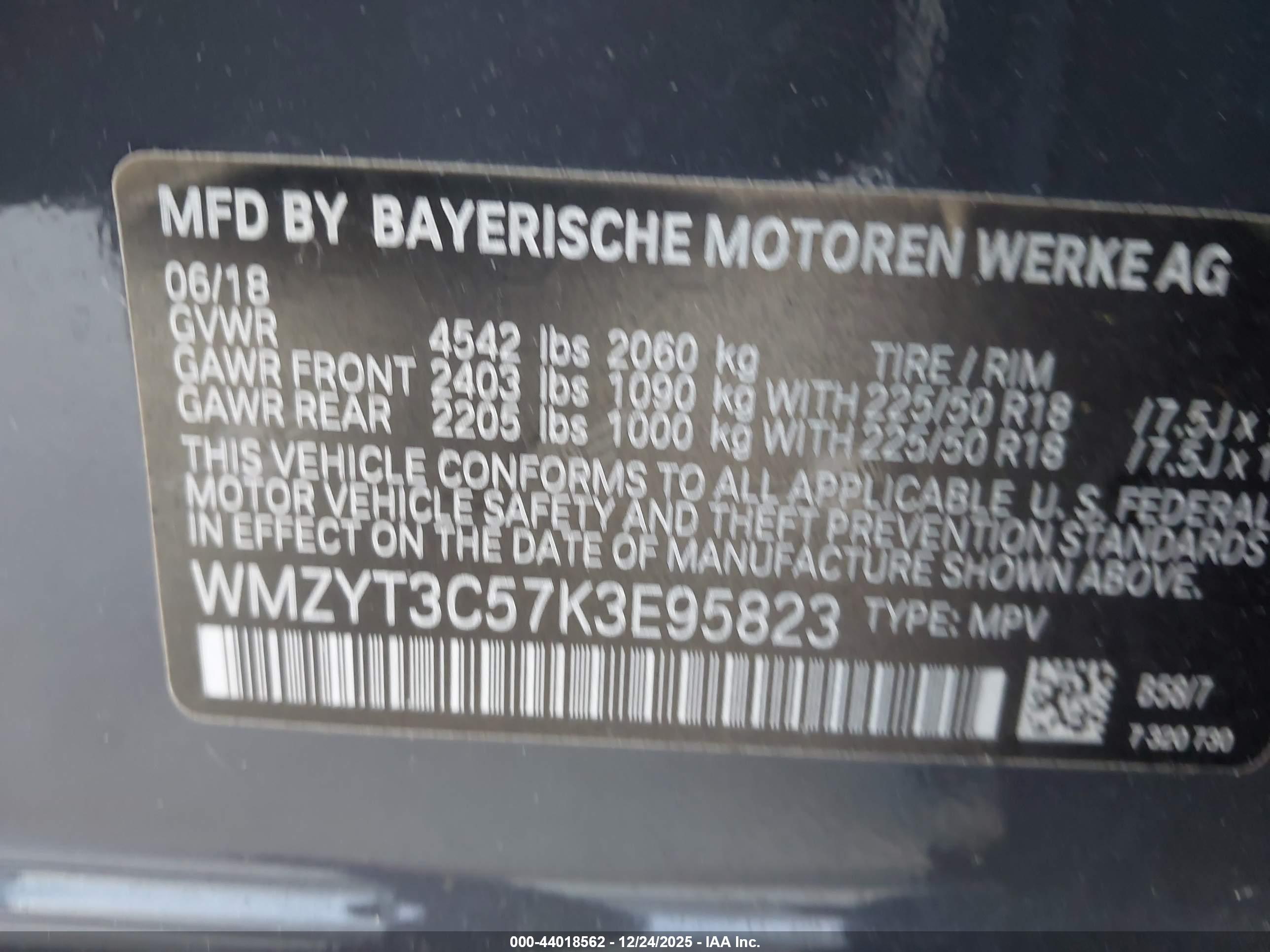 MINI COUNTRYMAN image 9