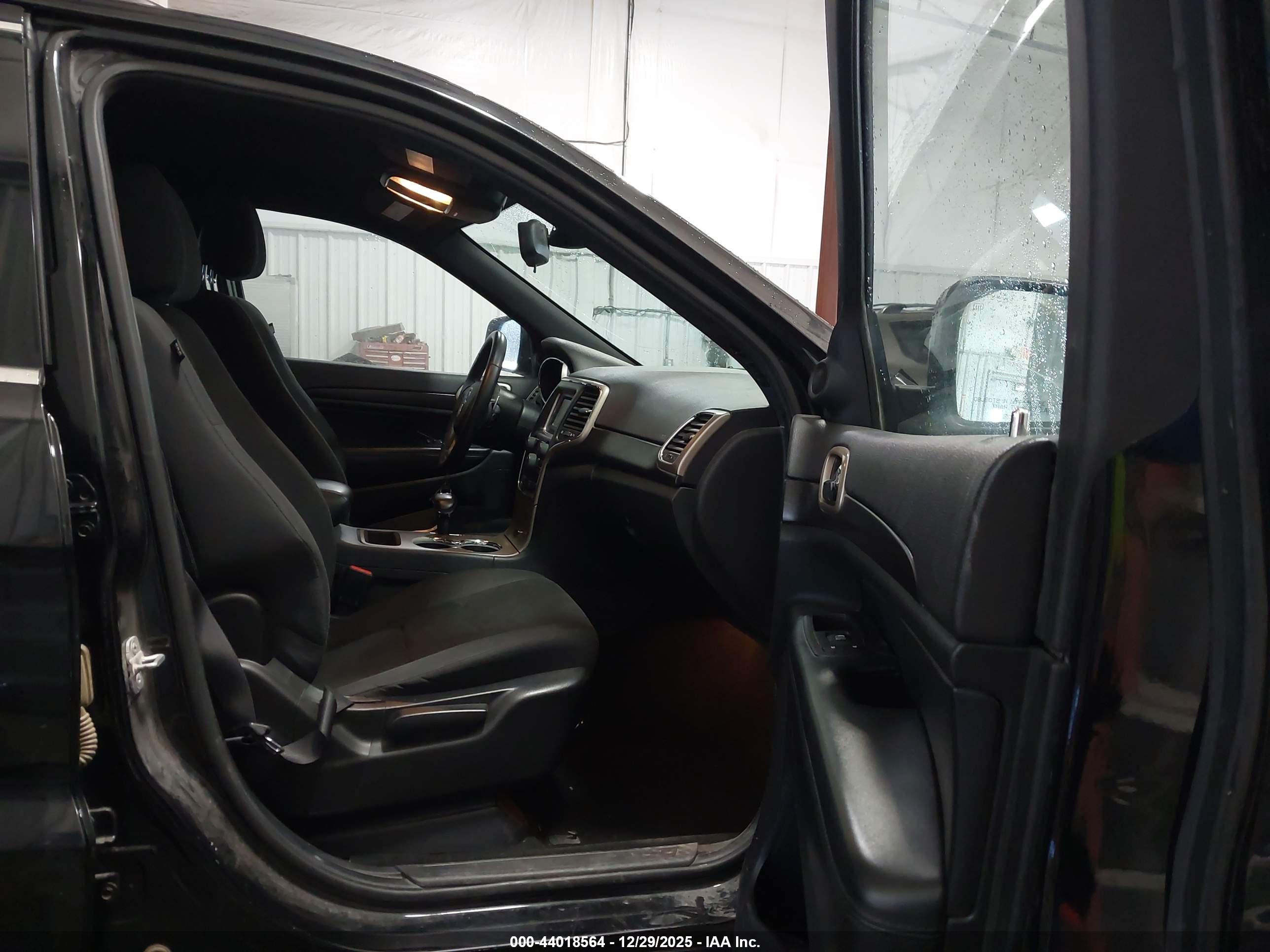 JEEP GRAND image 5