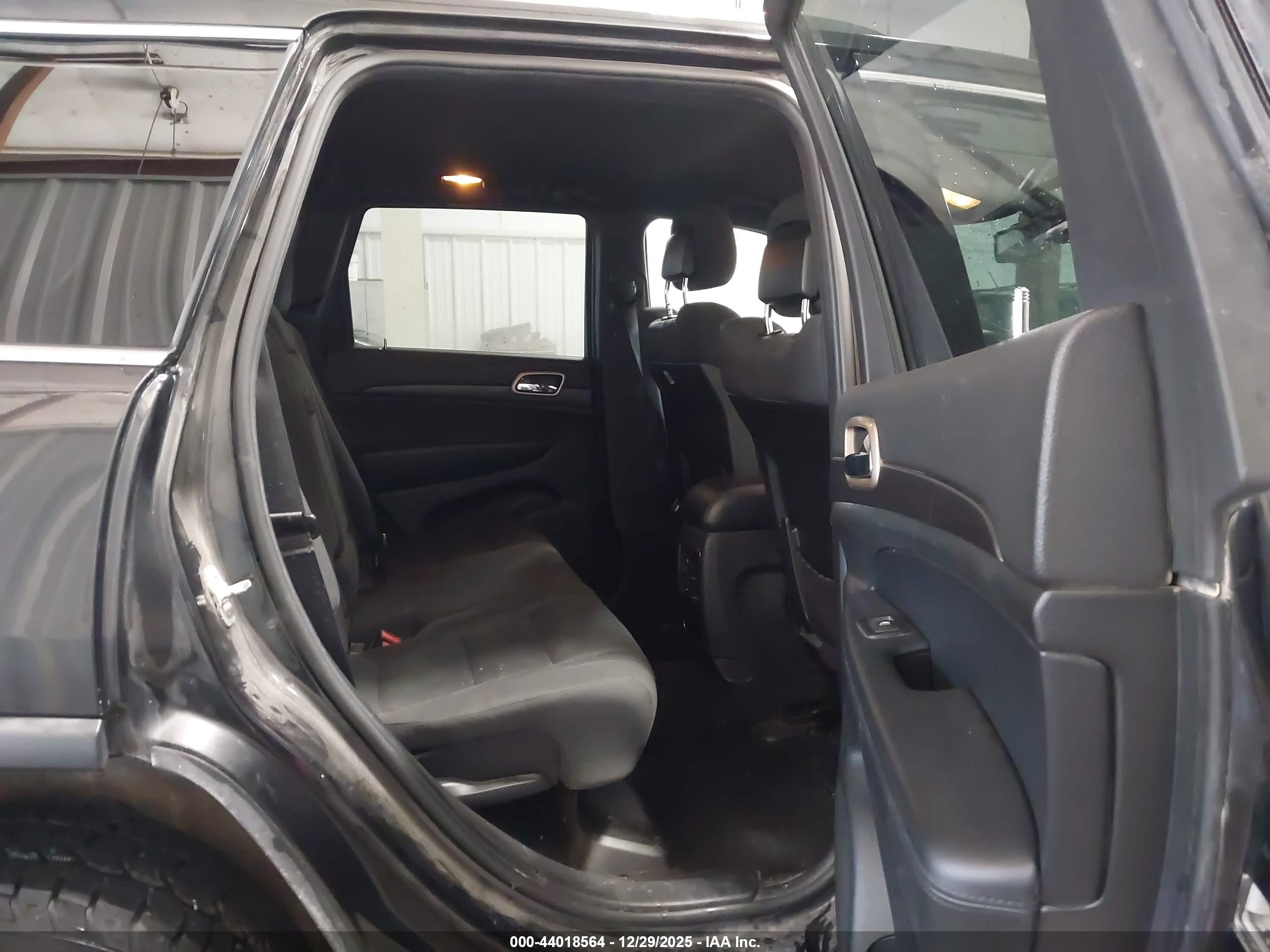 JEEP GRAND image 8