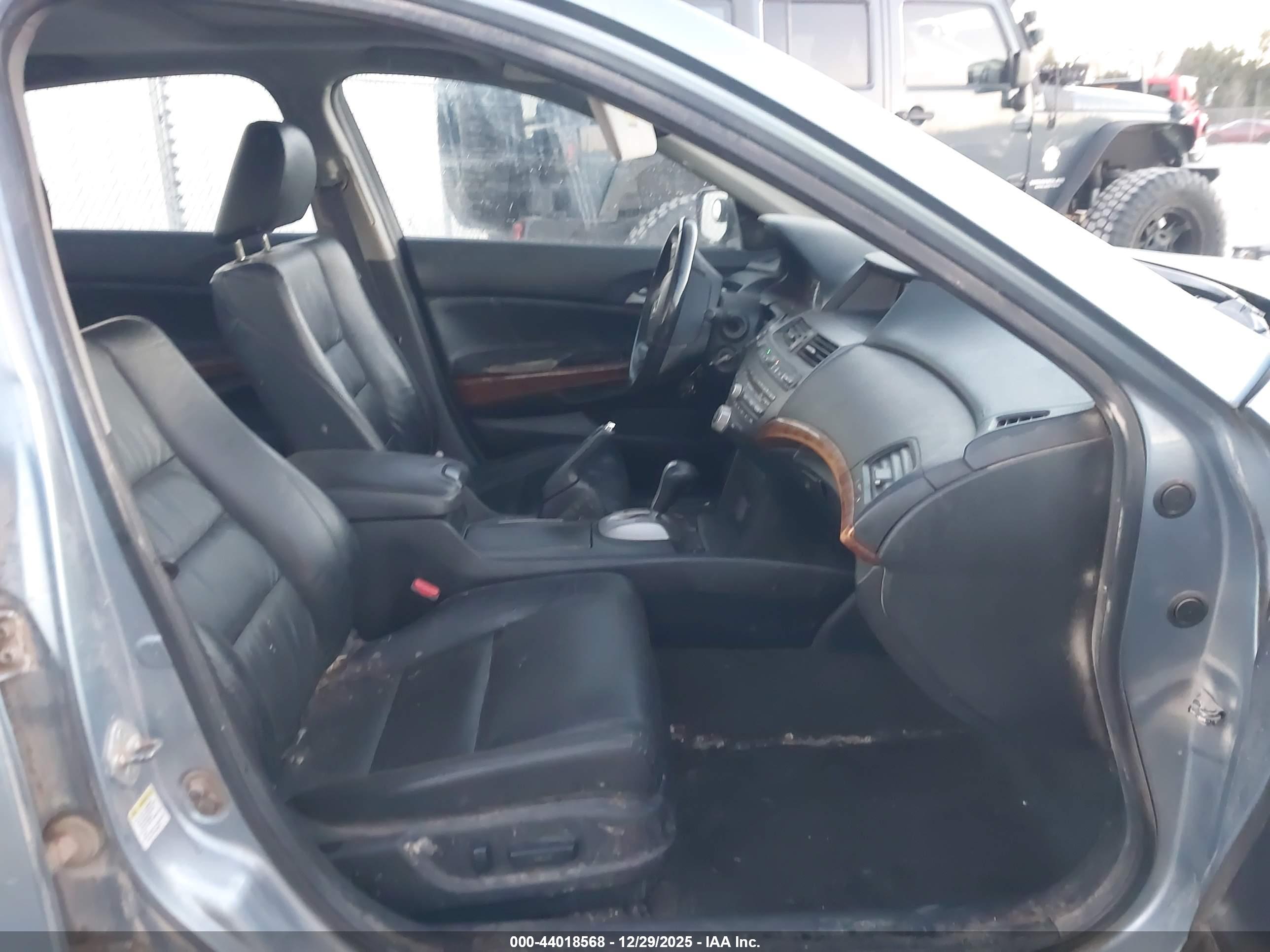 HONDA ACCORD image 5