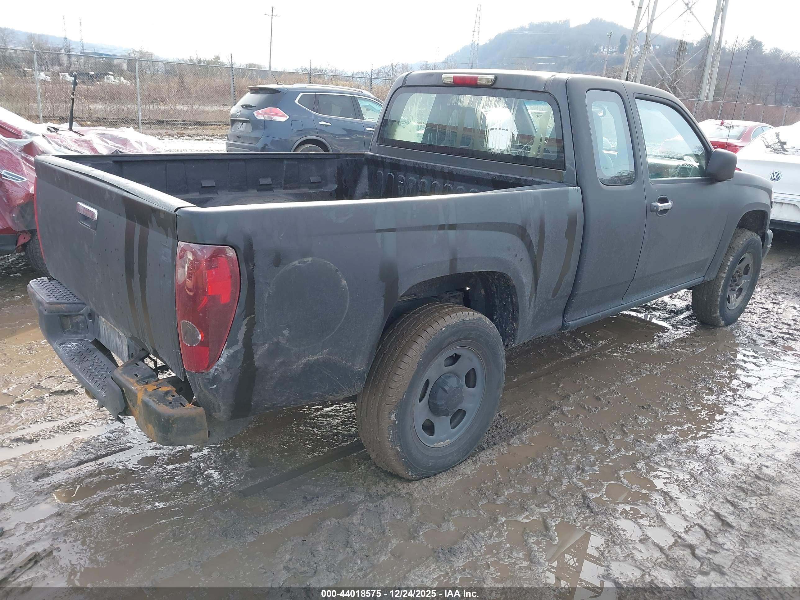 CHEVROLET COLORADO image 4