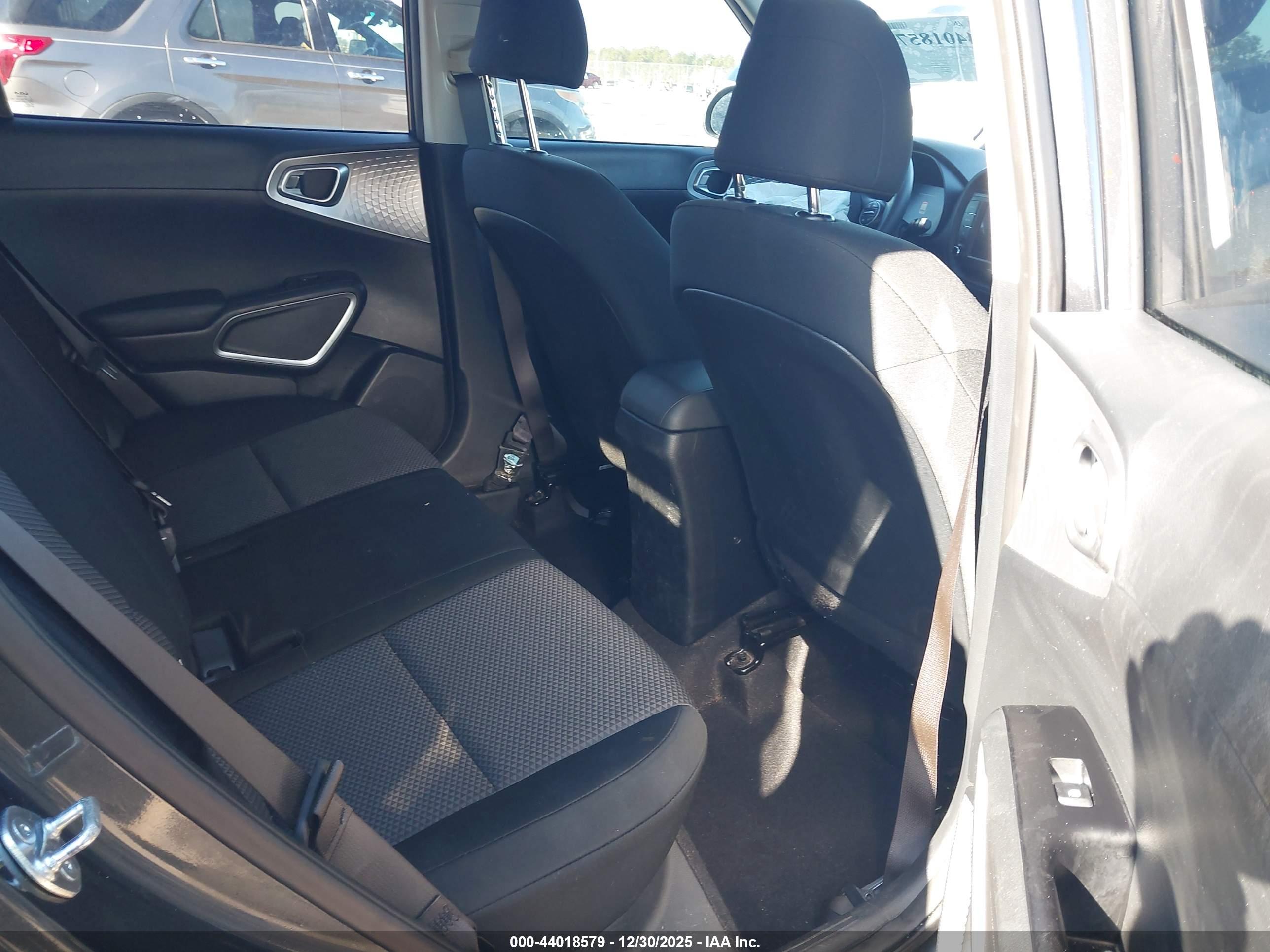 KIA SOUL image 8