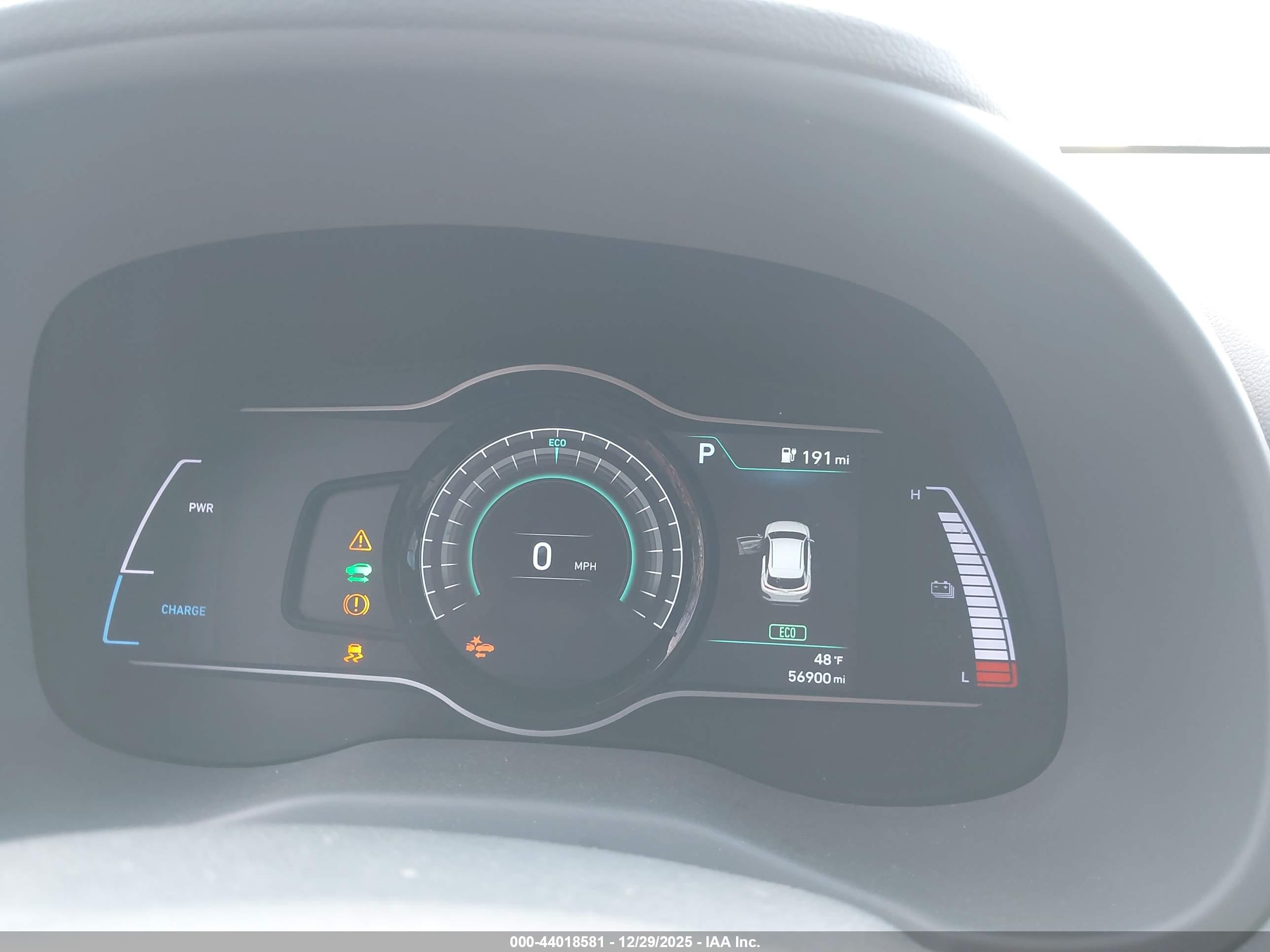 HYUNDAI KONA image 7