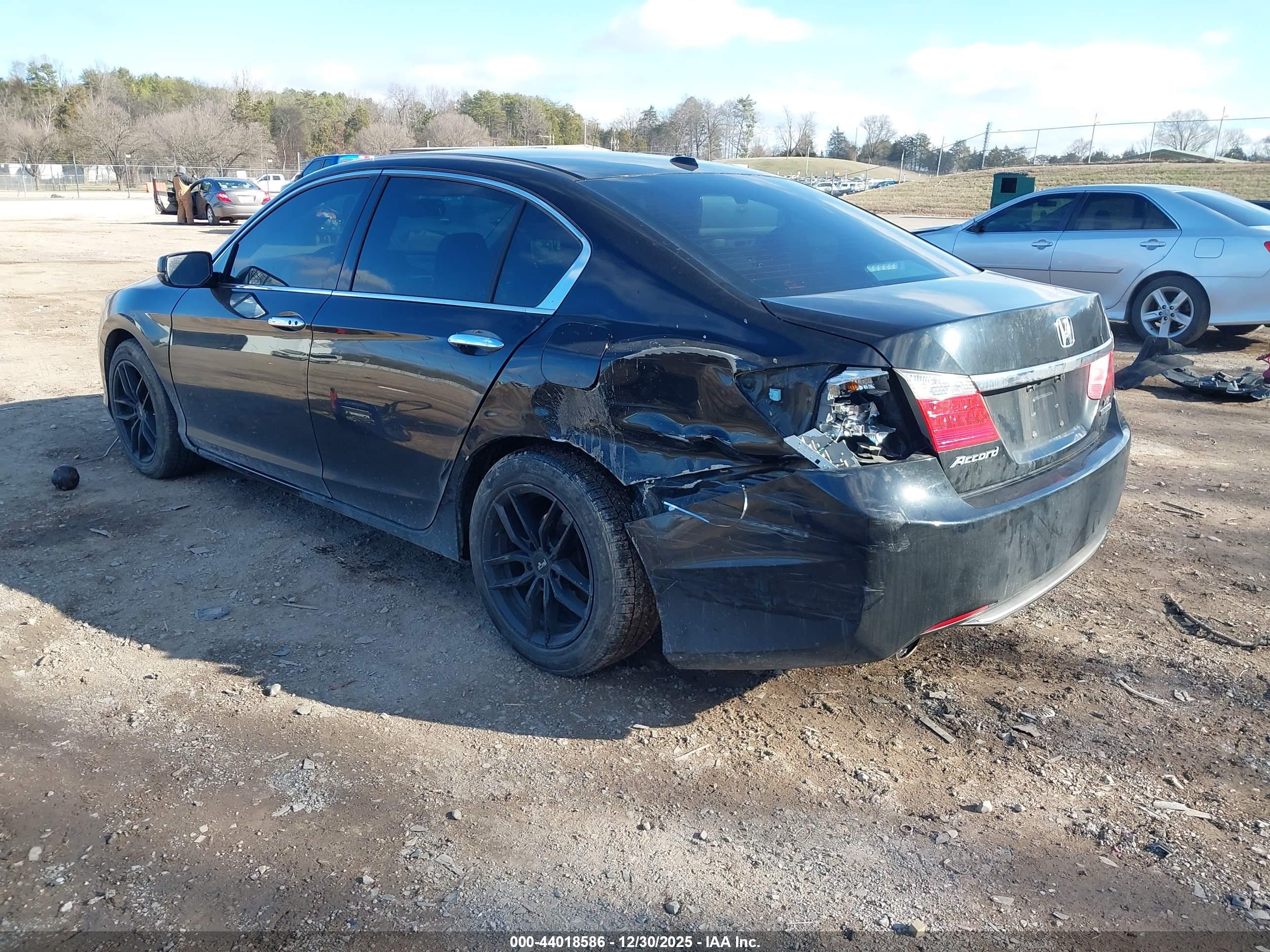 HONDA ACCORD image 3
