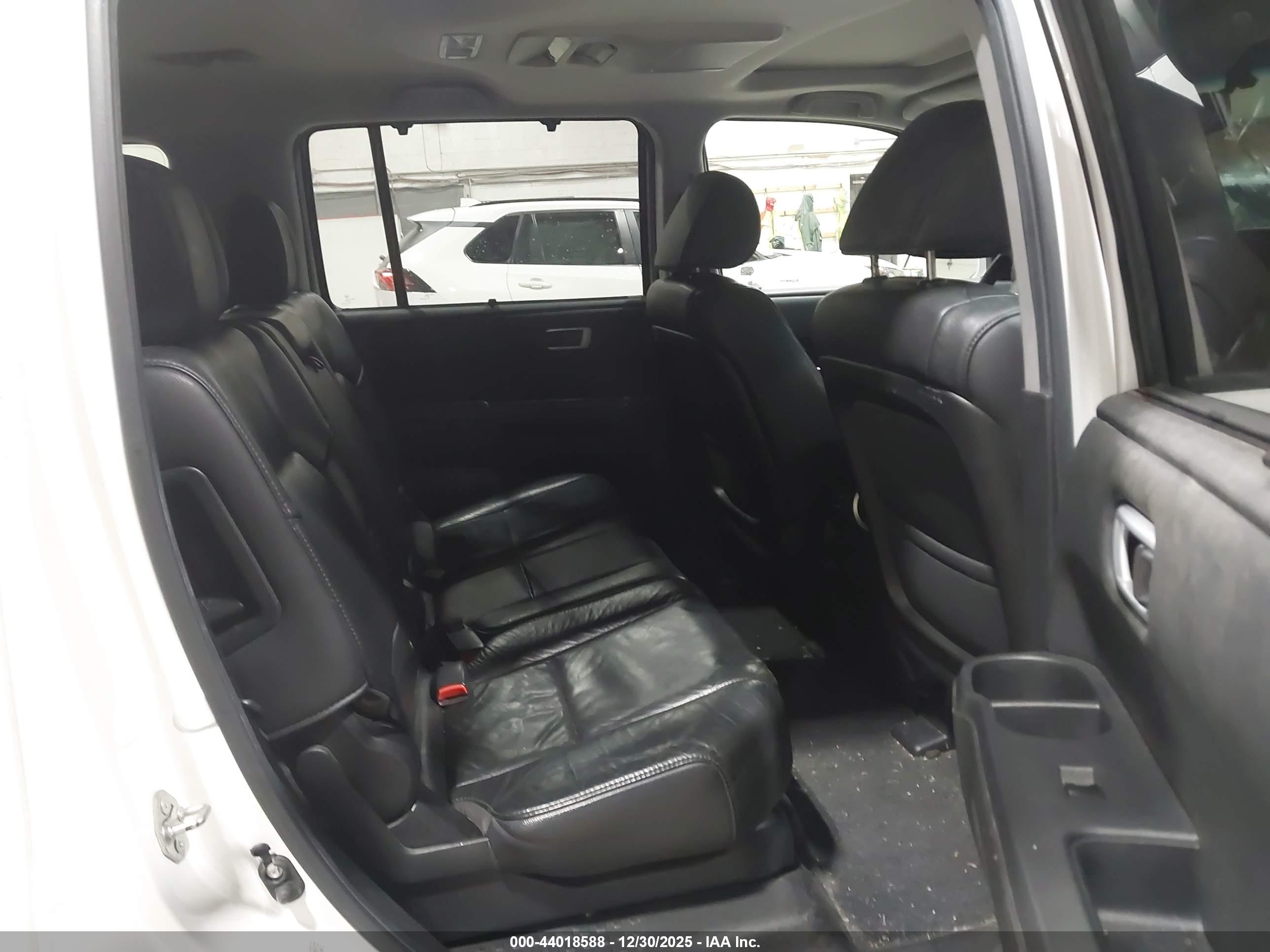 HONDA PILOT image 8
