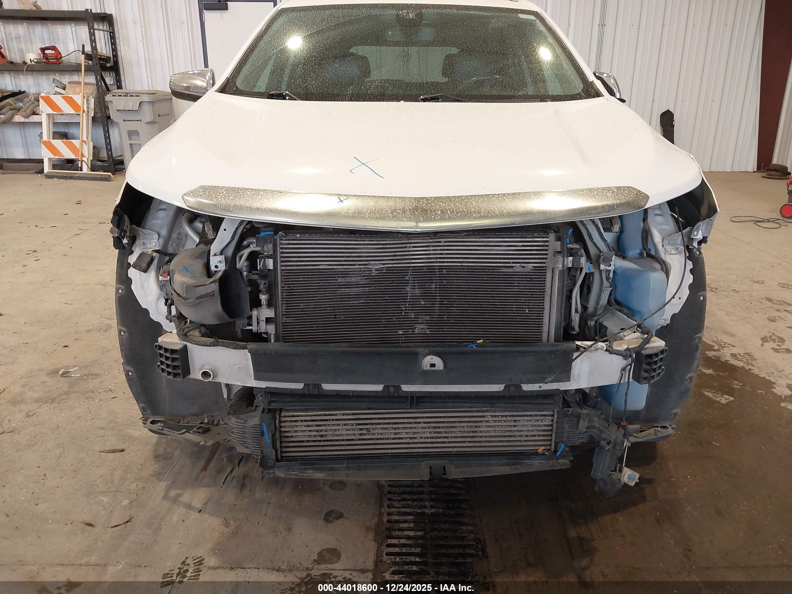 CHEVROLET EQUINOX image 6