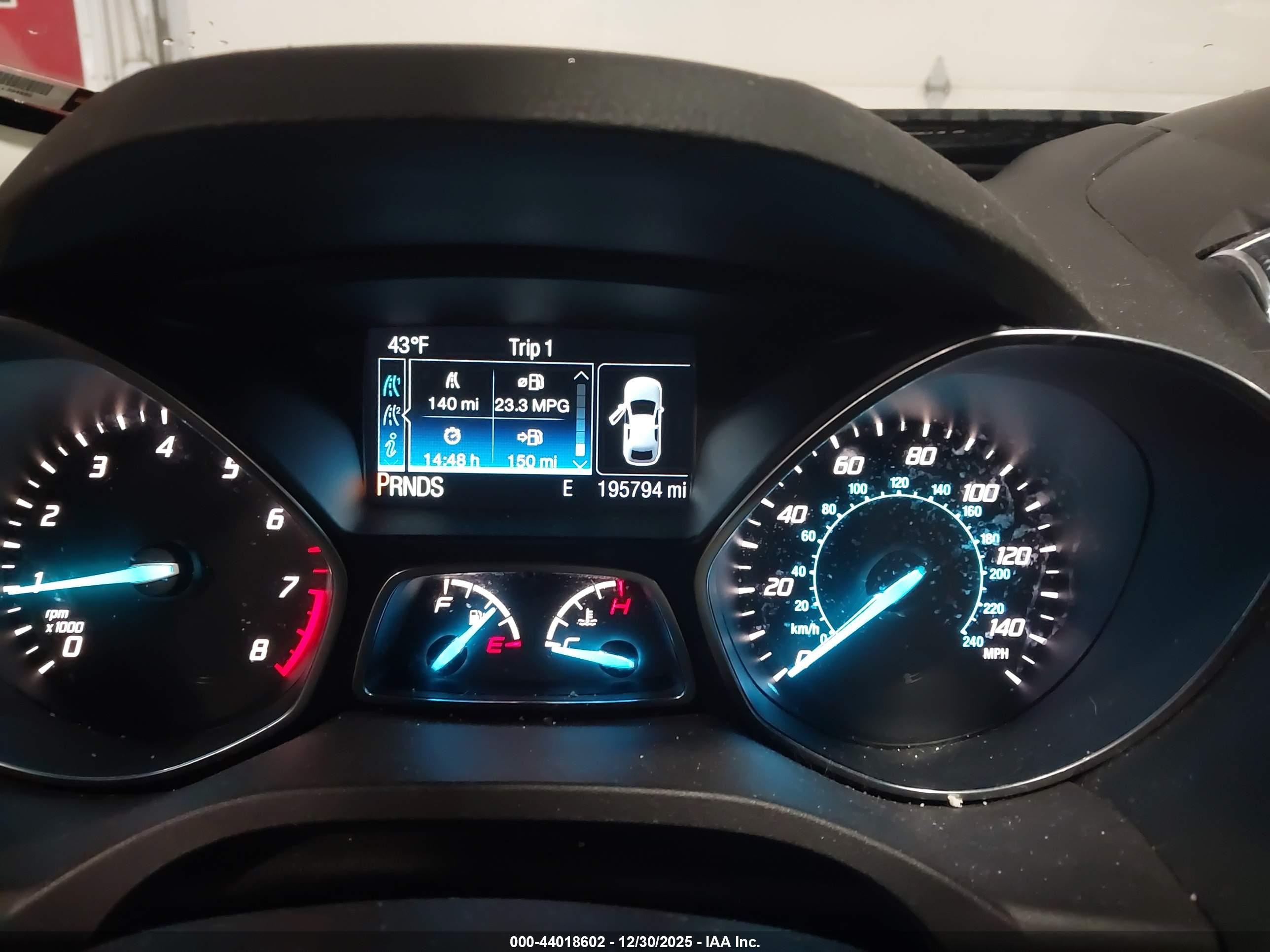 FORD ESCAPE image 7