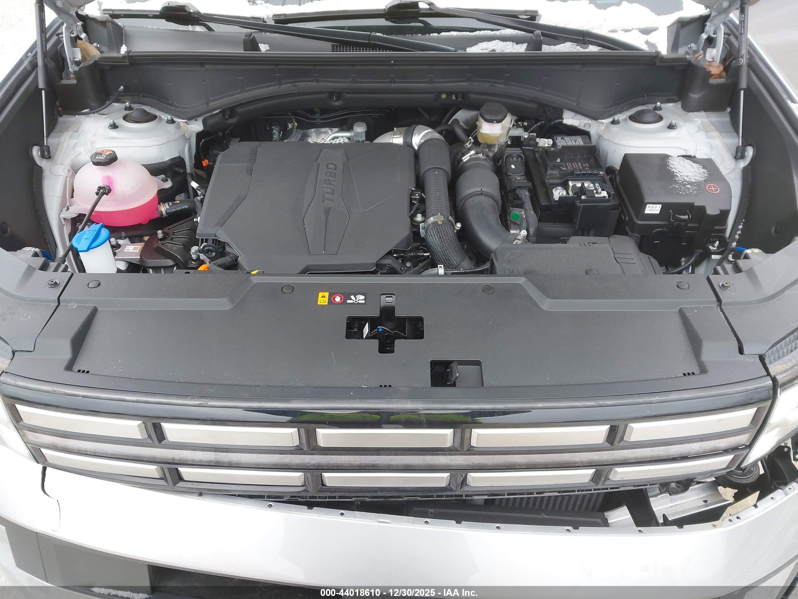 HYUNDAI SANTA image 10