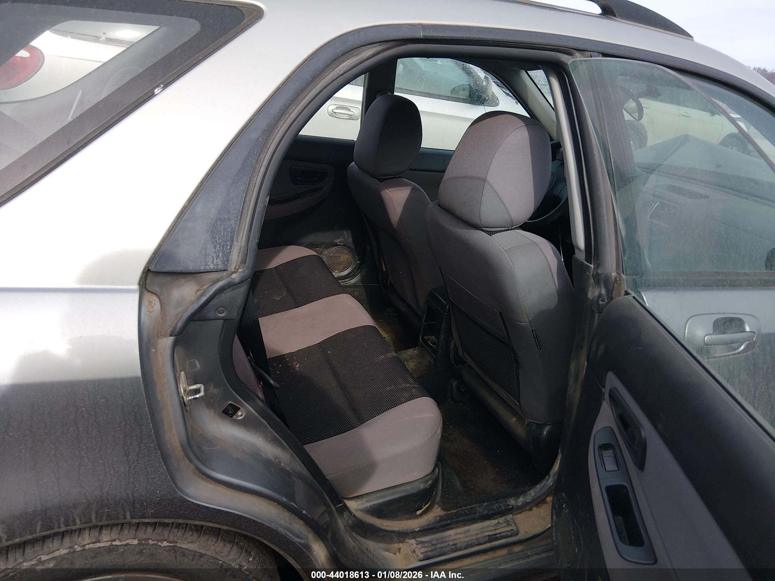 SUBARU IMPREZA image 8