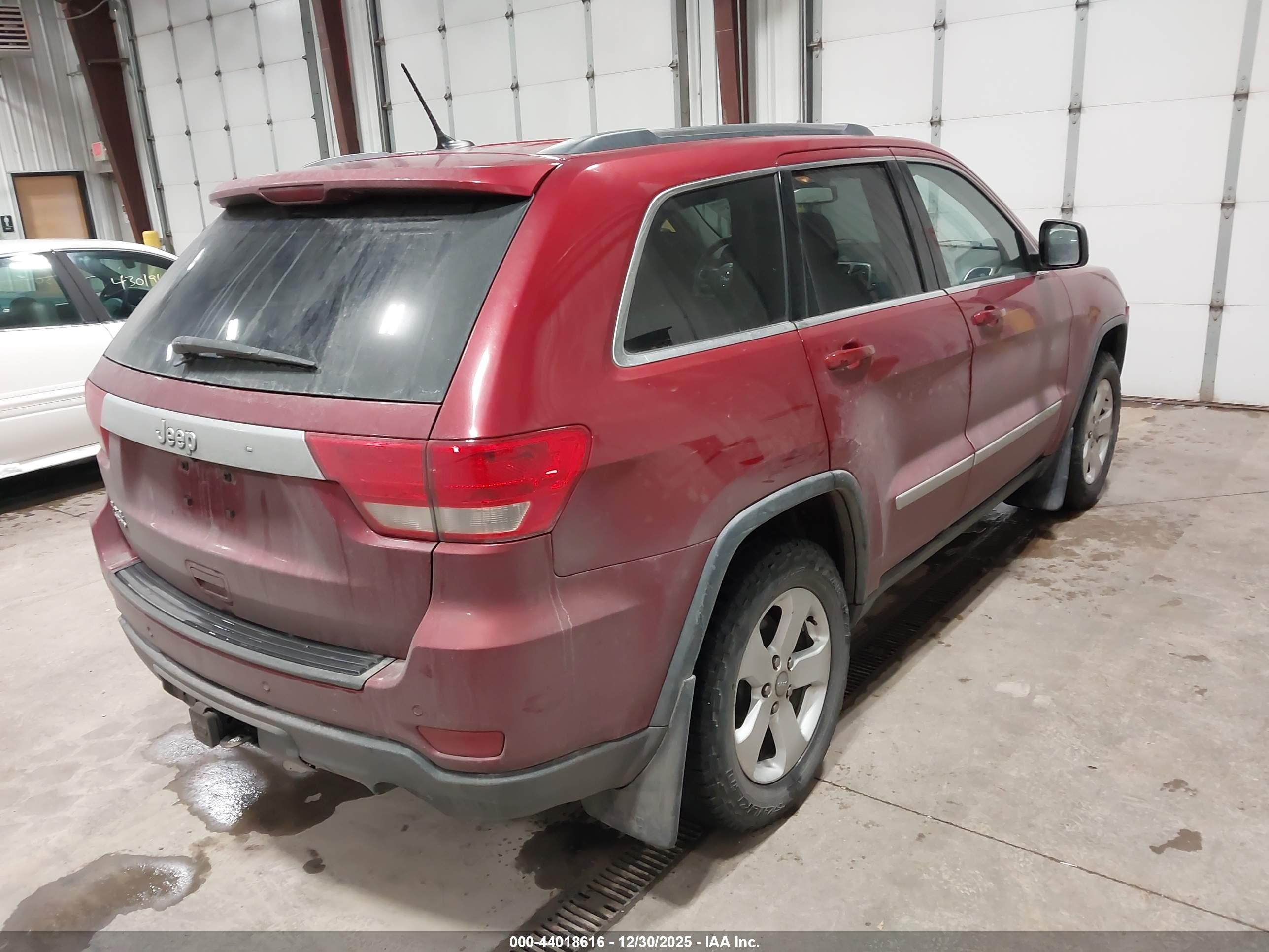 JEEP GRAND image 4
