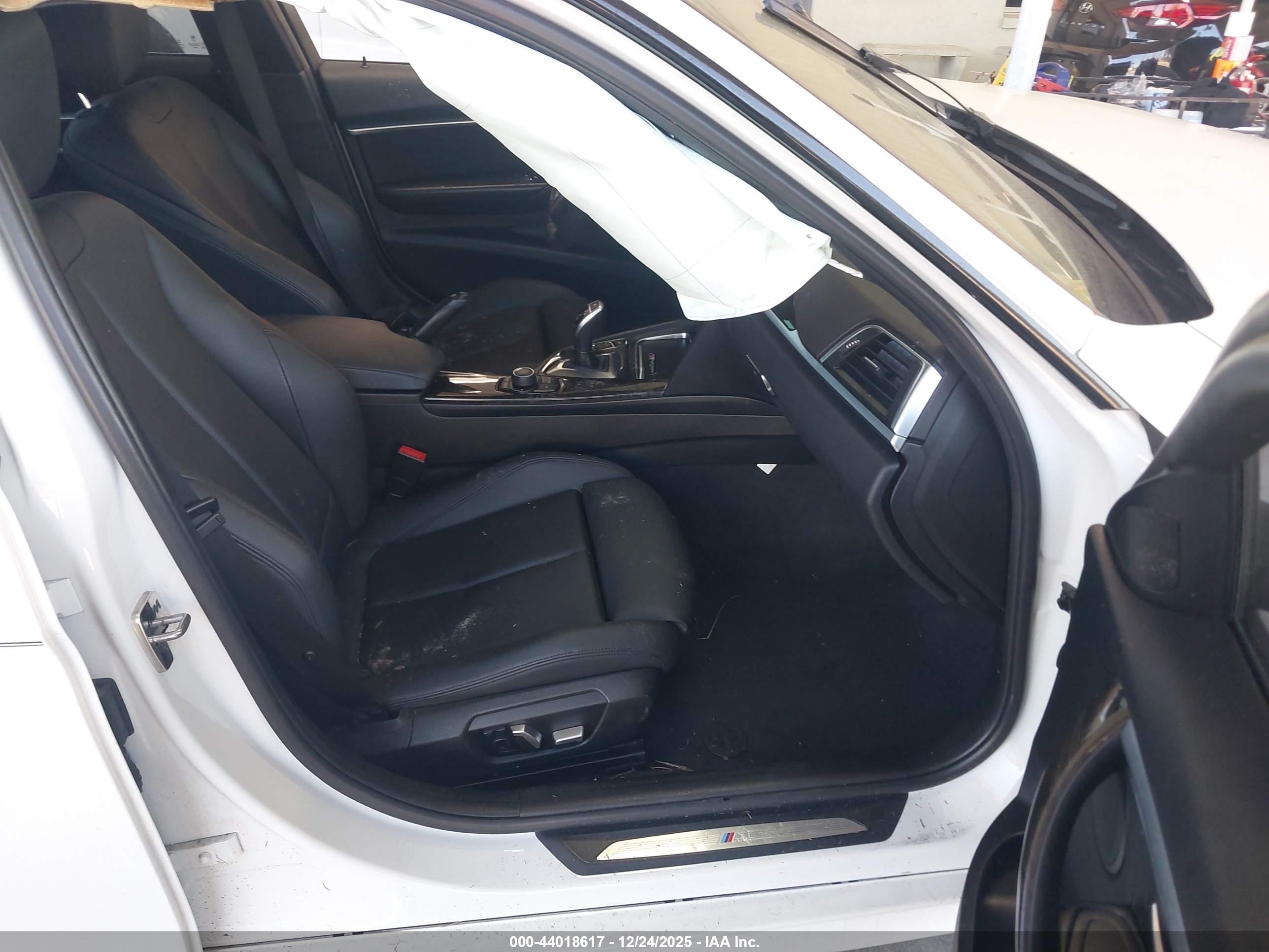 BMW 330I image 5