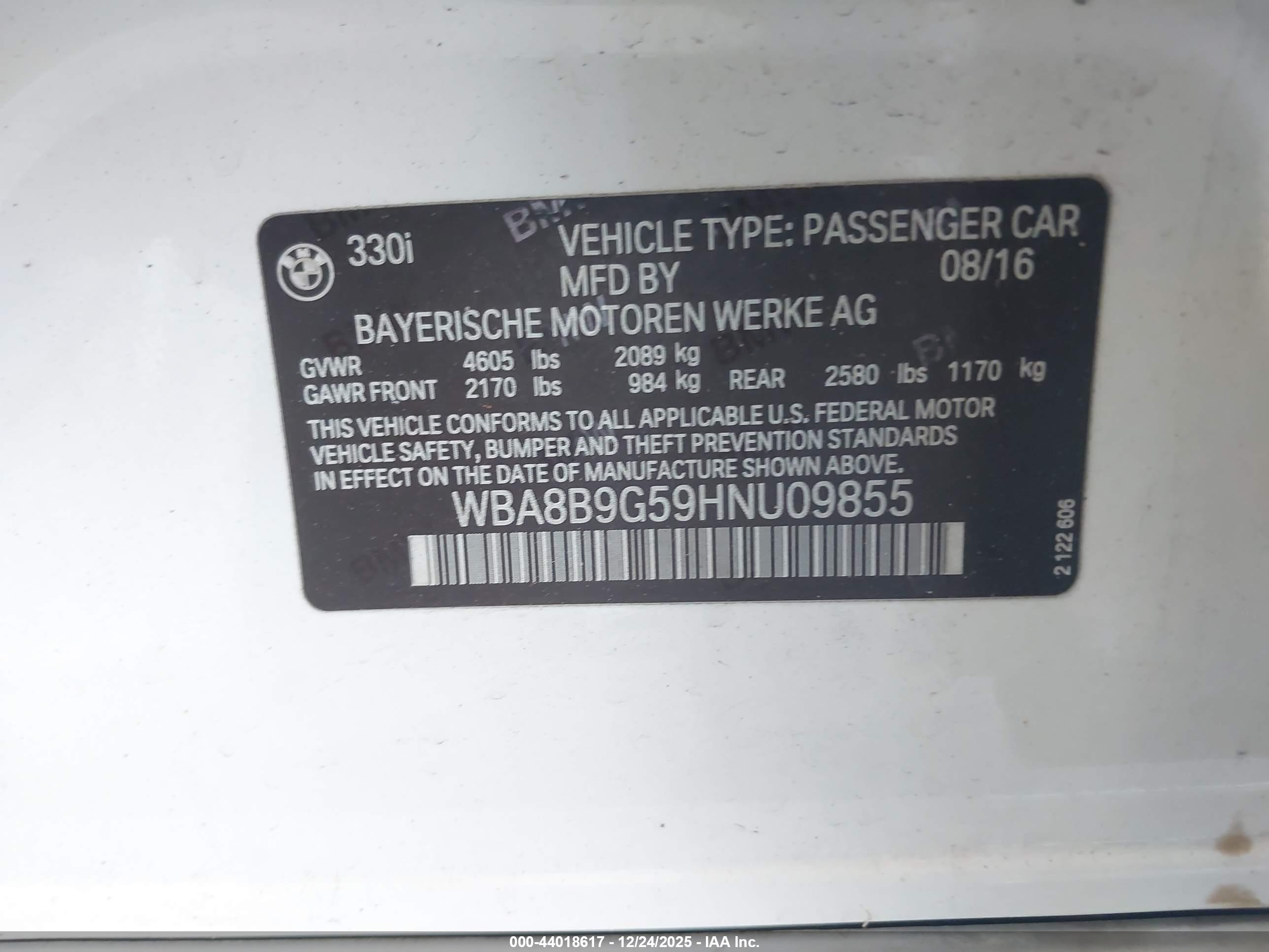 BMW 330I image 9