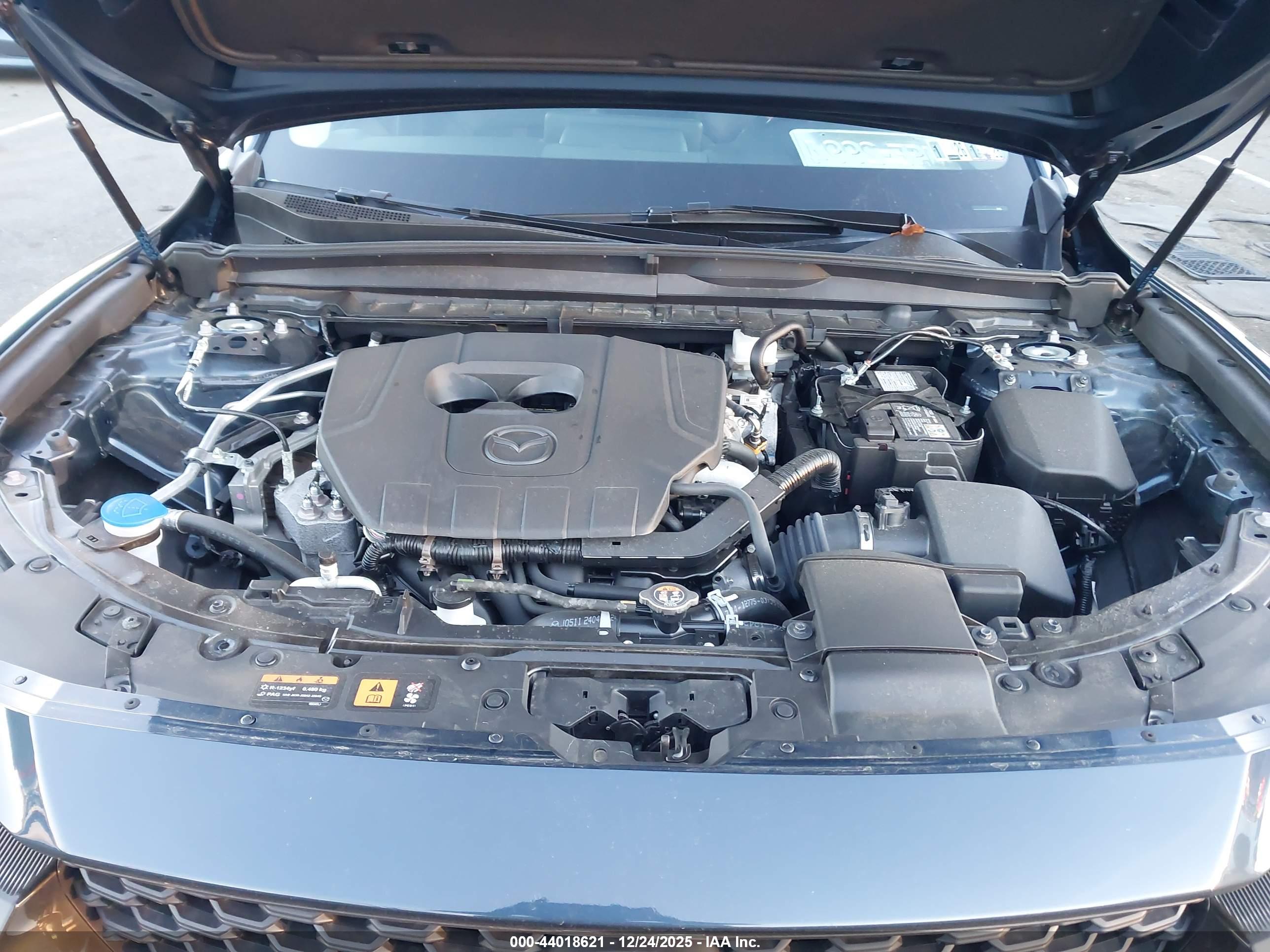 MAZDA CX-50 image 10