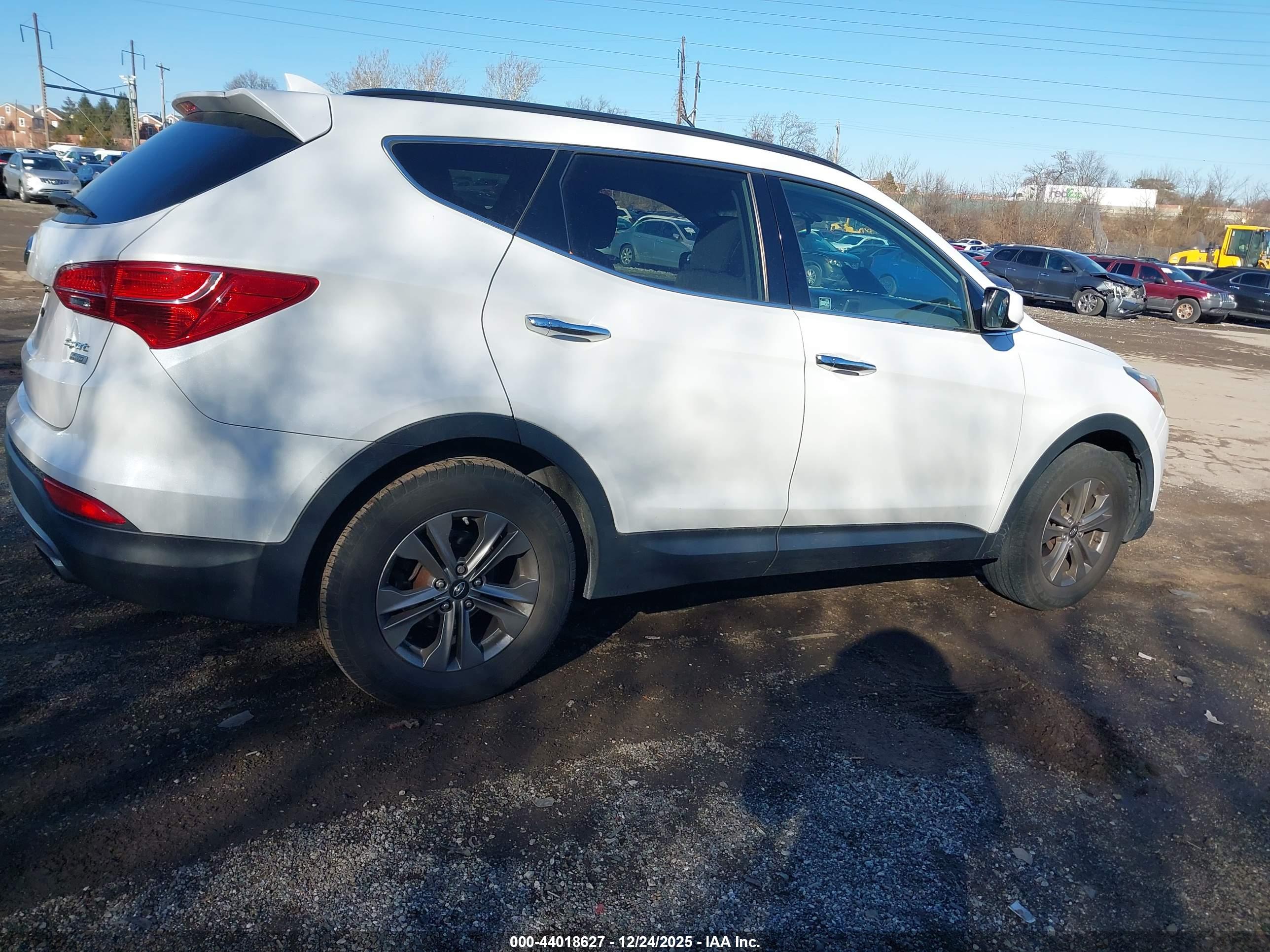 HYUNDAI SANTA image 4