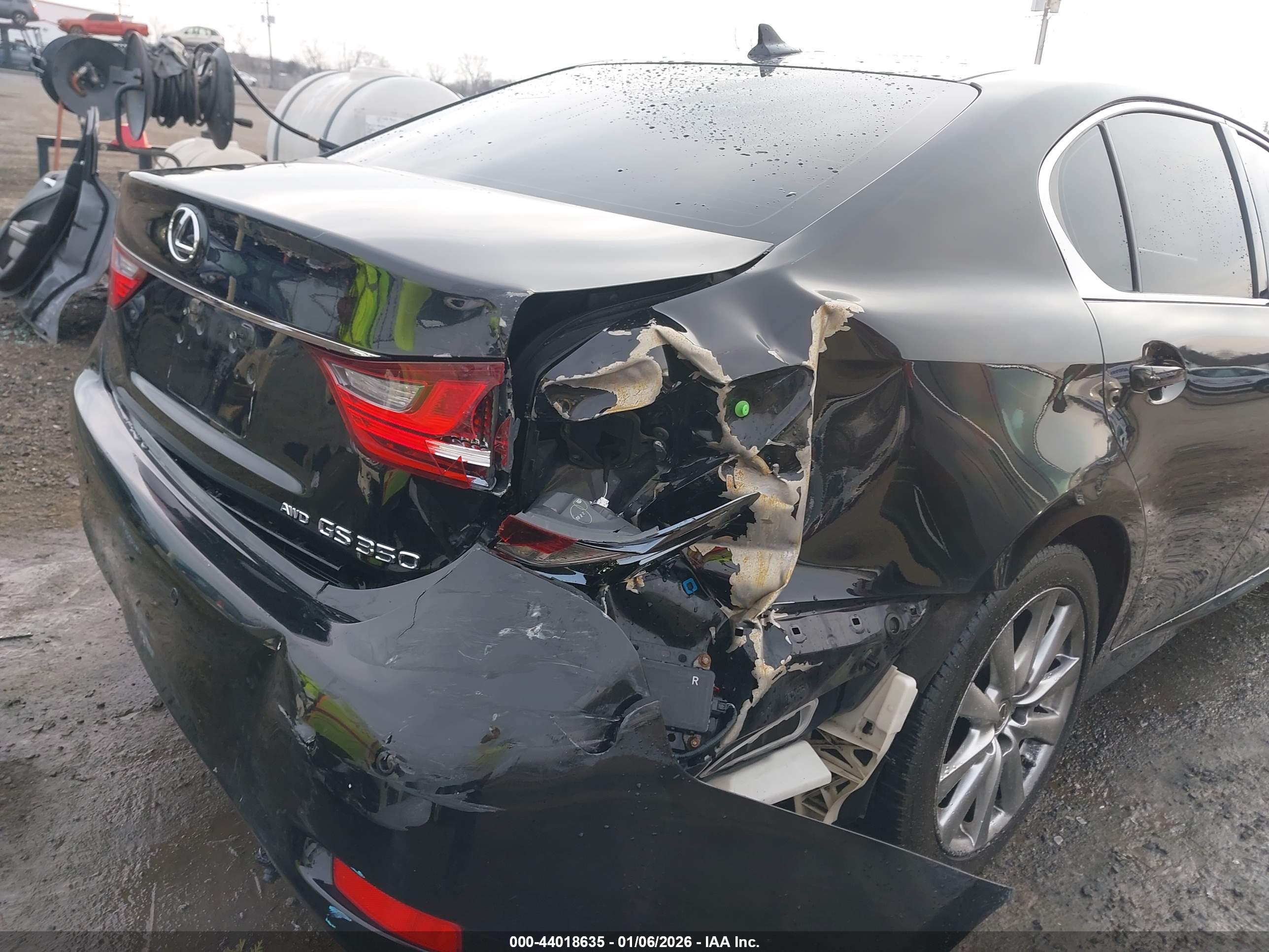 LEXUS GS image 6