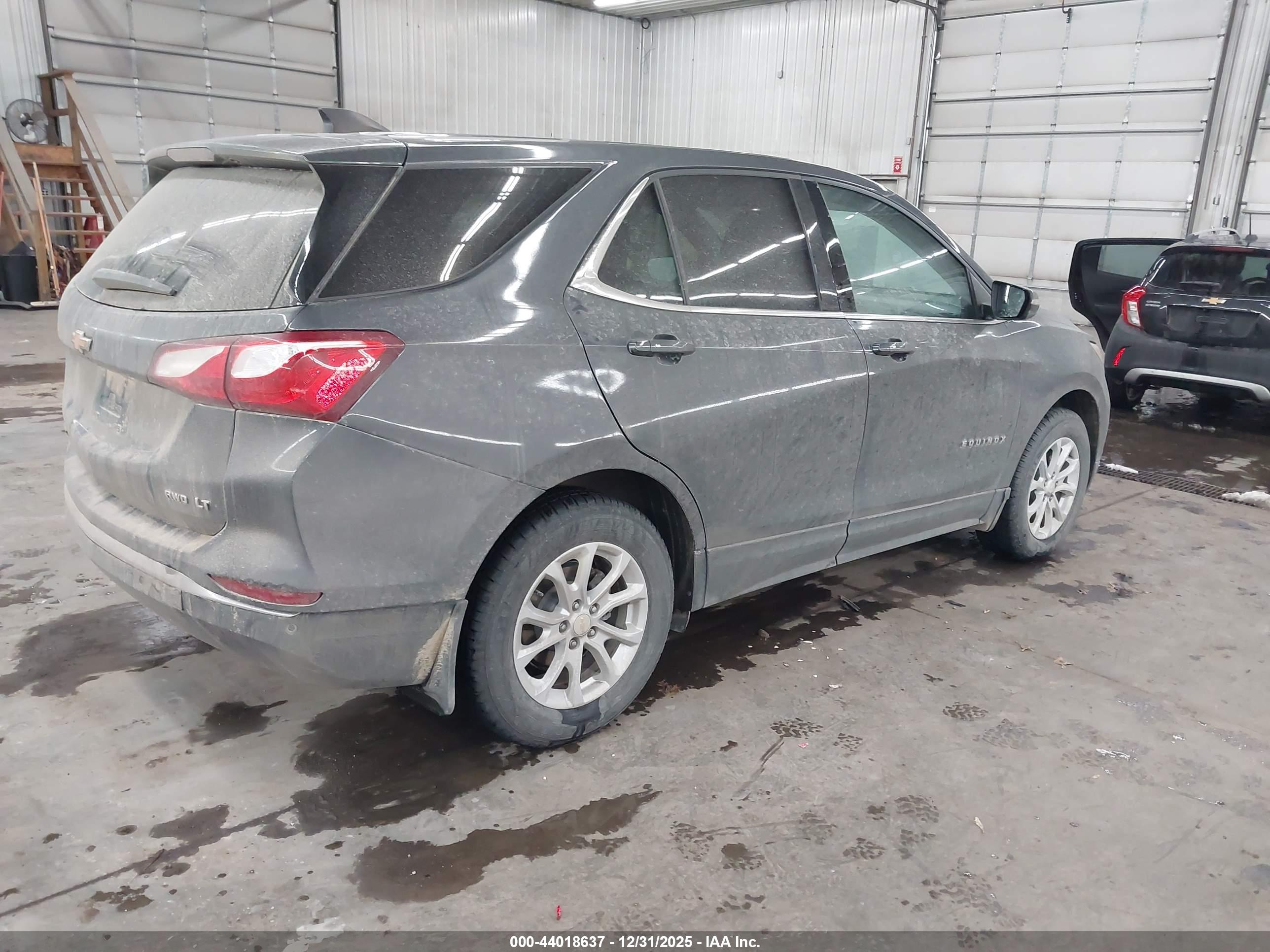 CHEVROLET EQUINOX image 4