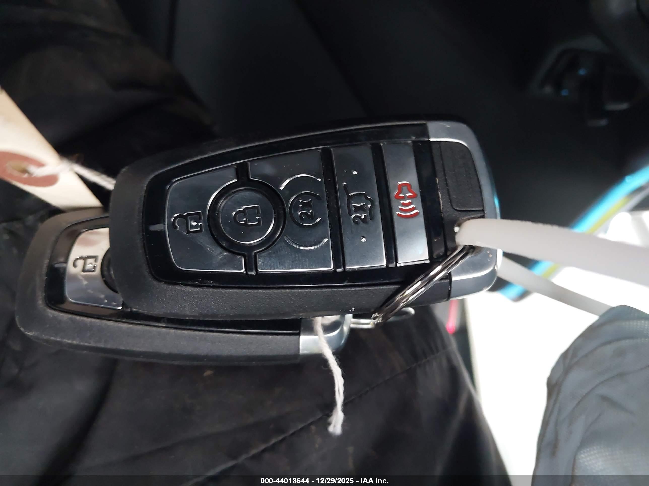 FORD EXPEDITION image 11