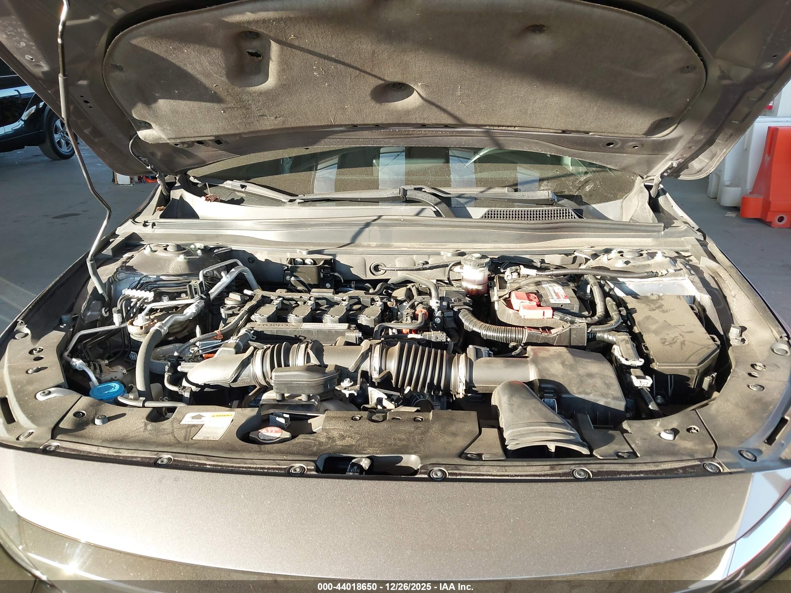 HONDA ACCORD image 10