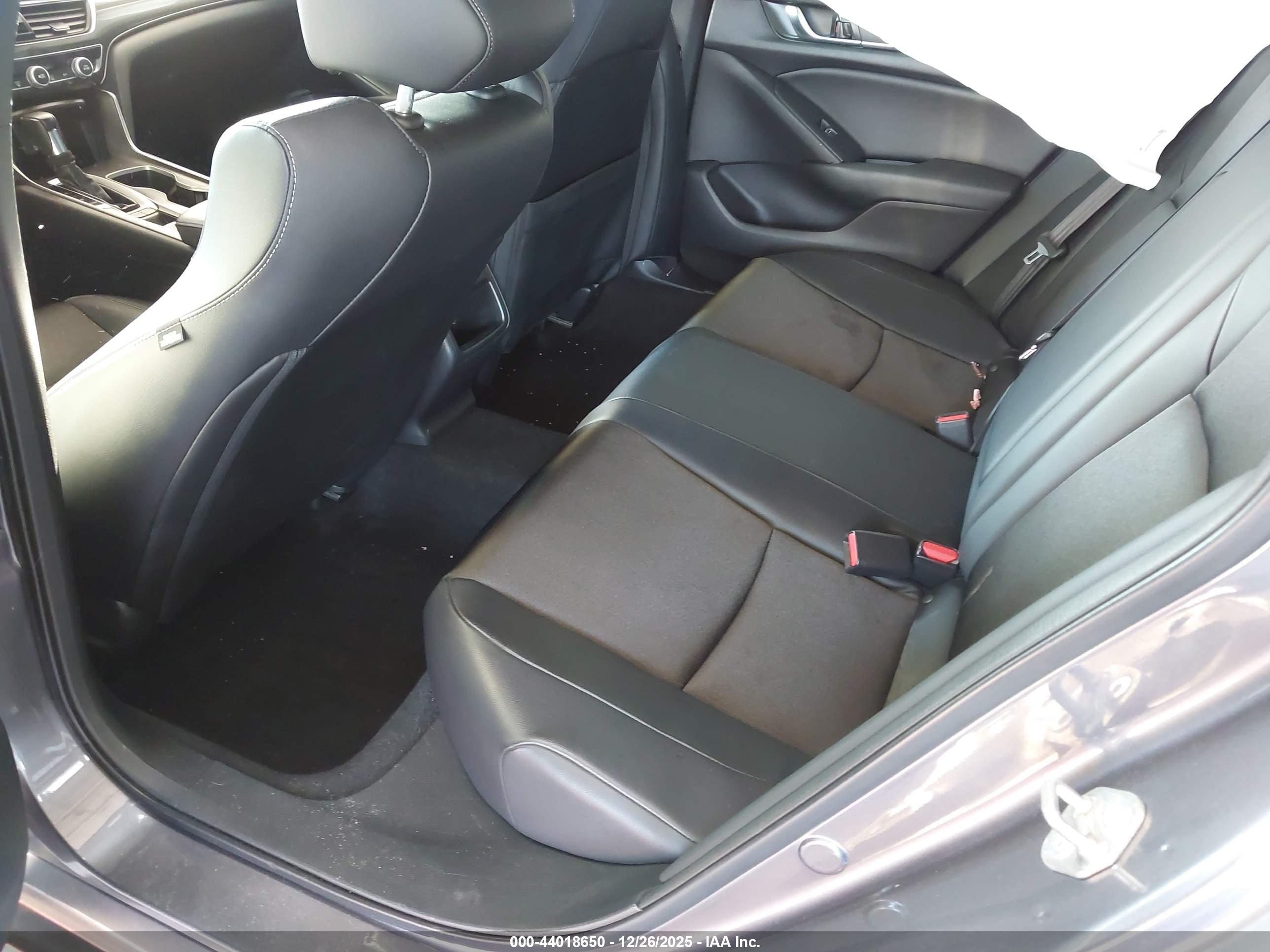 HONDA ACCORD image 8